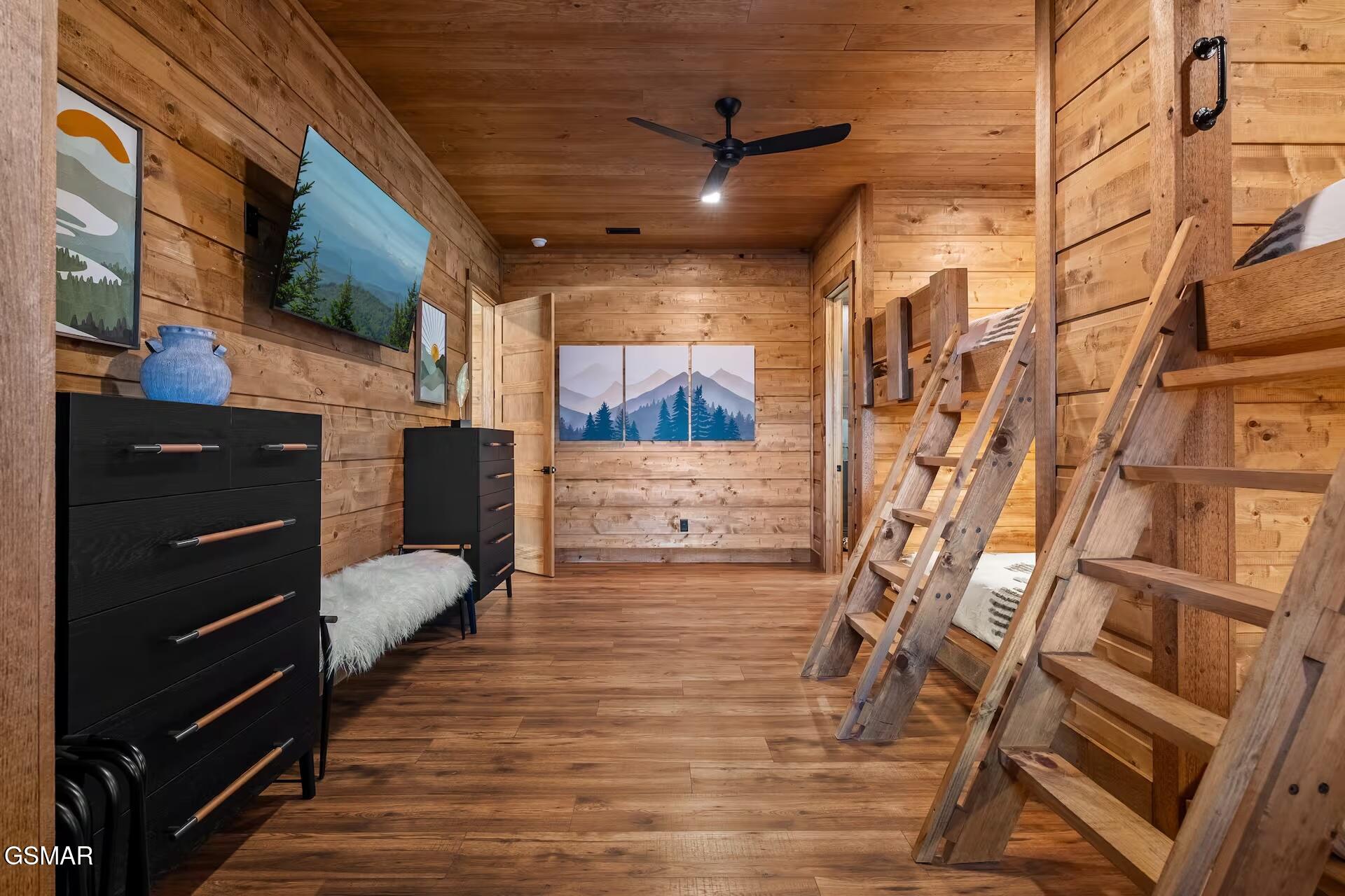 1030 Wiley Oakley Drive Gatlinburg TN 37738