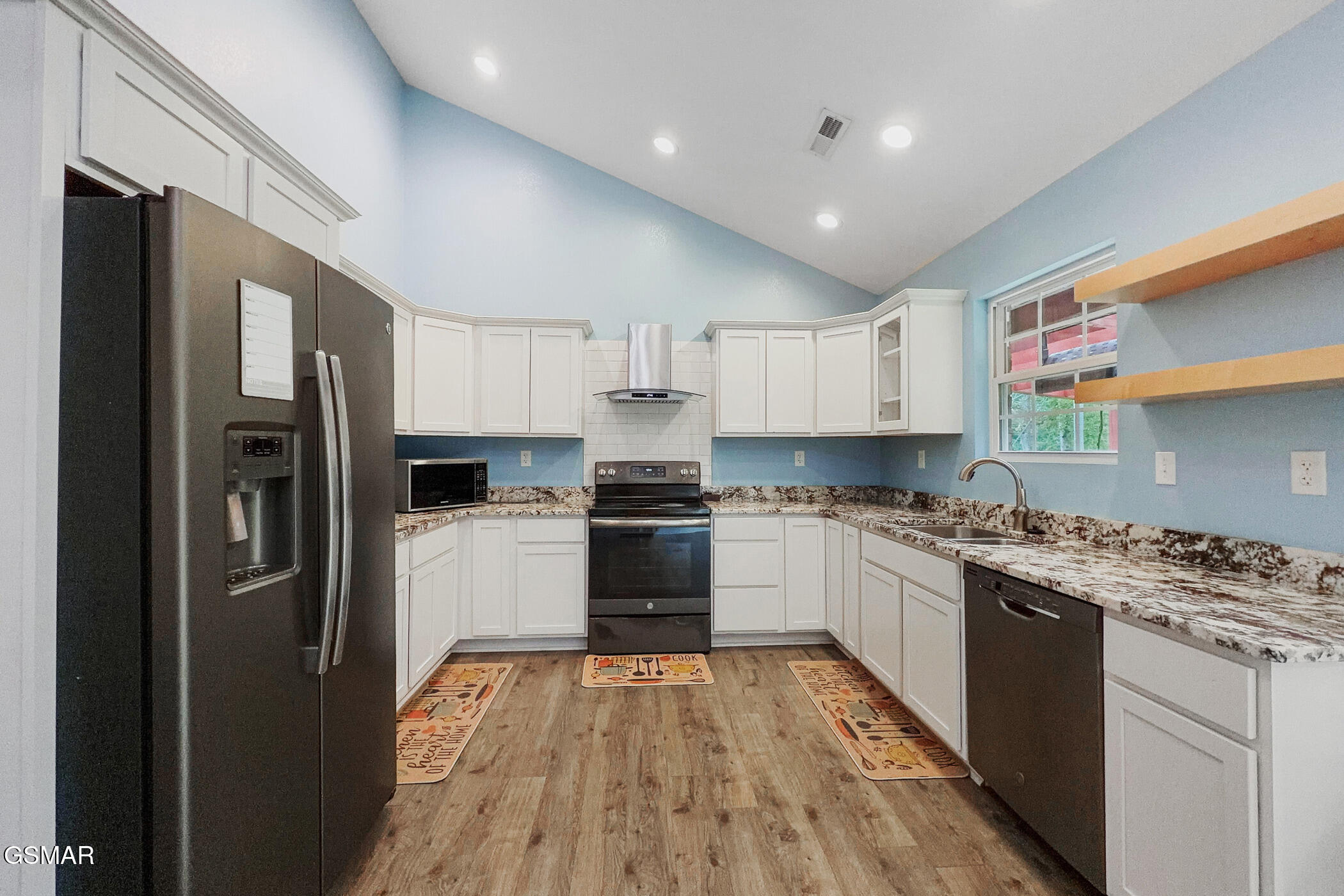 2122 Zion Drive Sevierville TN 37862