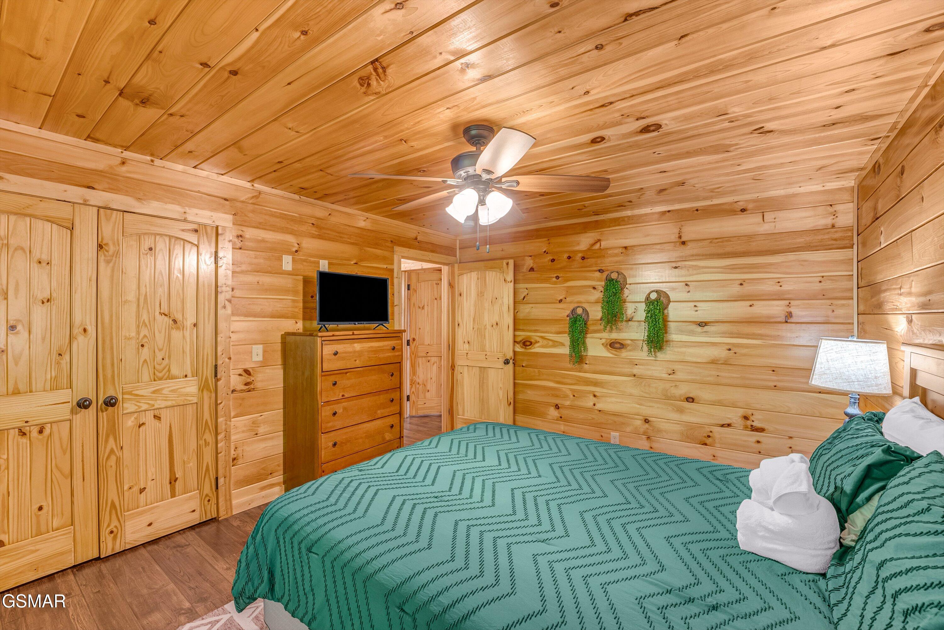 2316 Wingspan Drive Sevierville TN 37876
