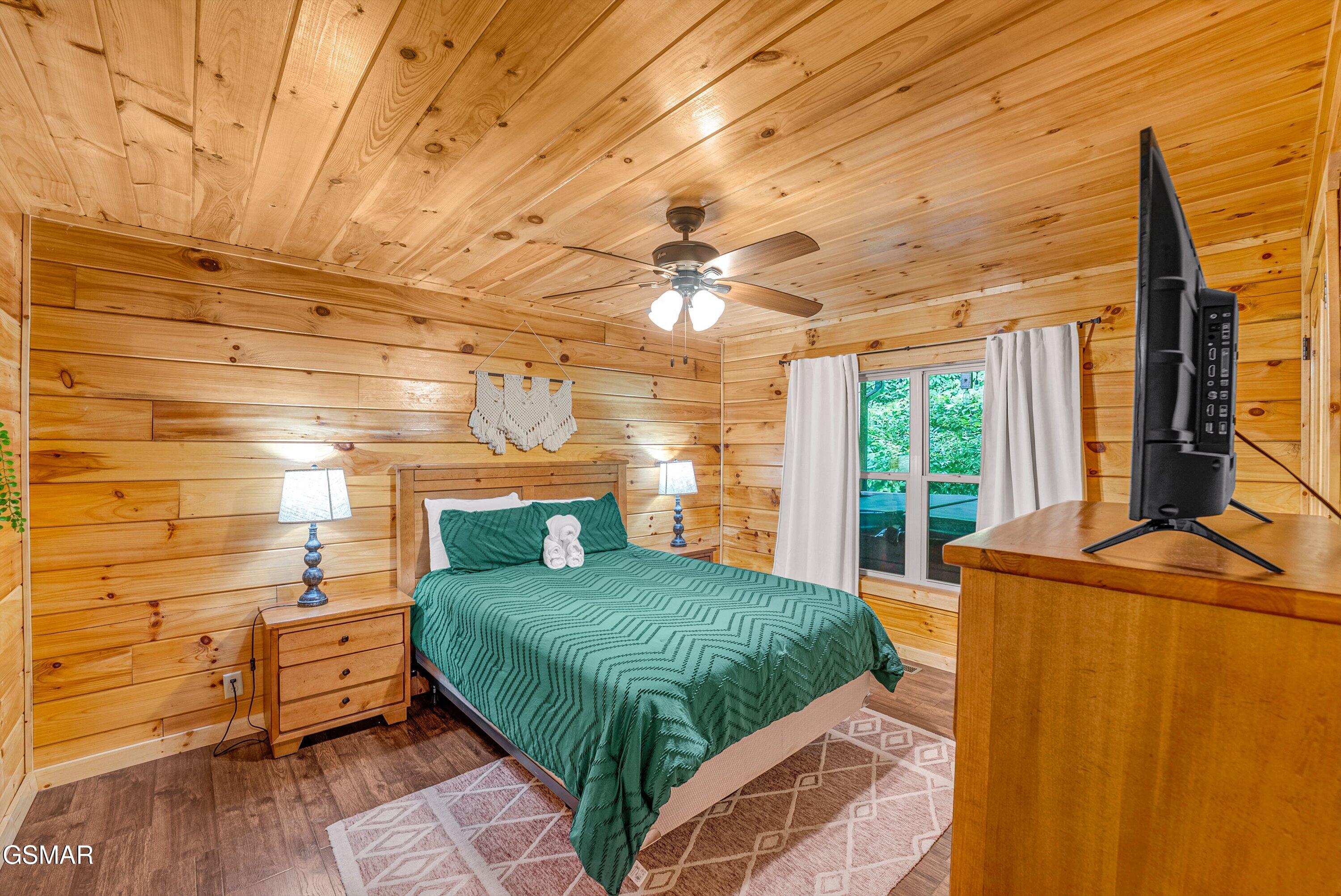 2316 Wingspan Drive Sevierville TN 37876