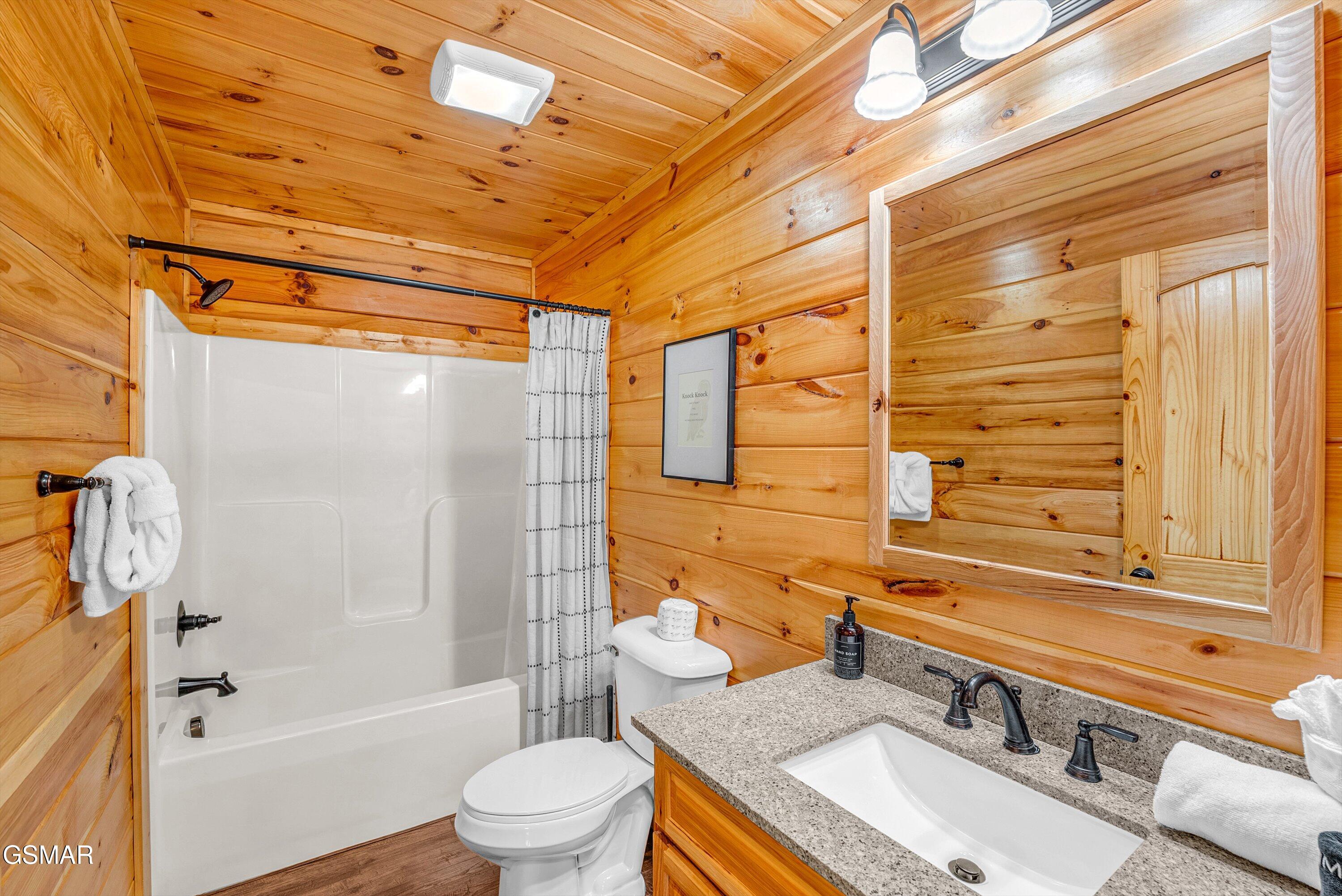 2316 Wingspan Drive Sevierville TN 37876