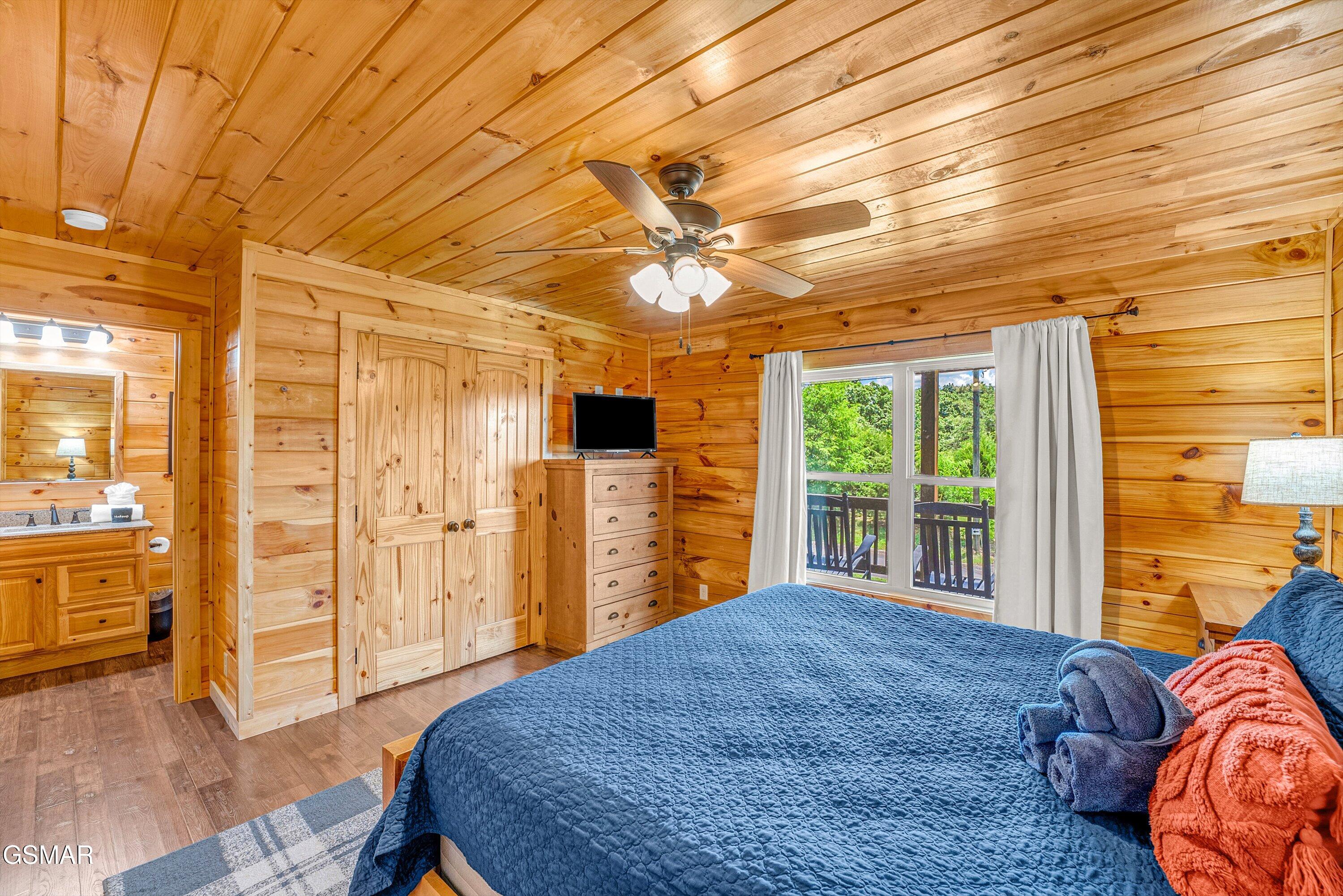 2316 Wingspan Drive Sevierville TN 37876