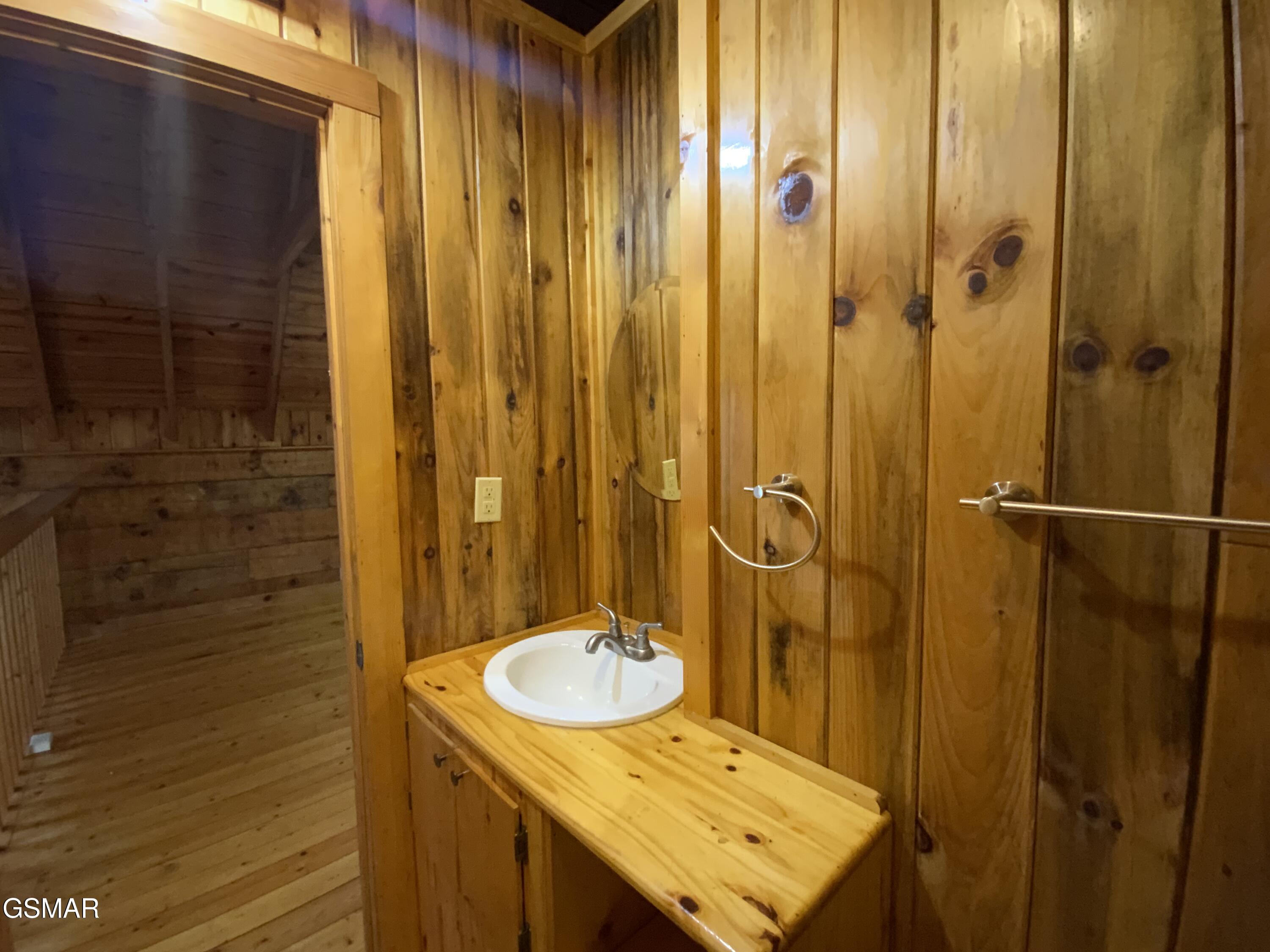 2034 Bales Way Sevierville TN 37876