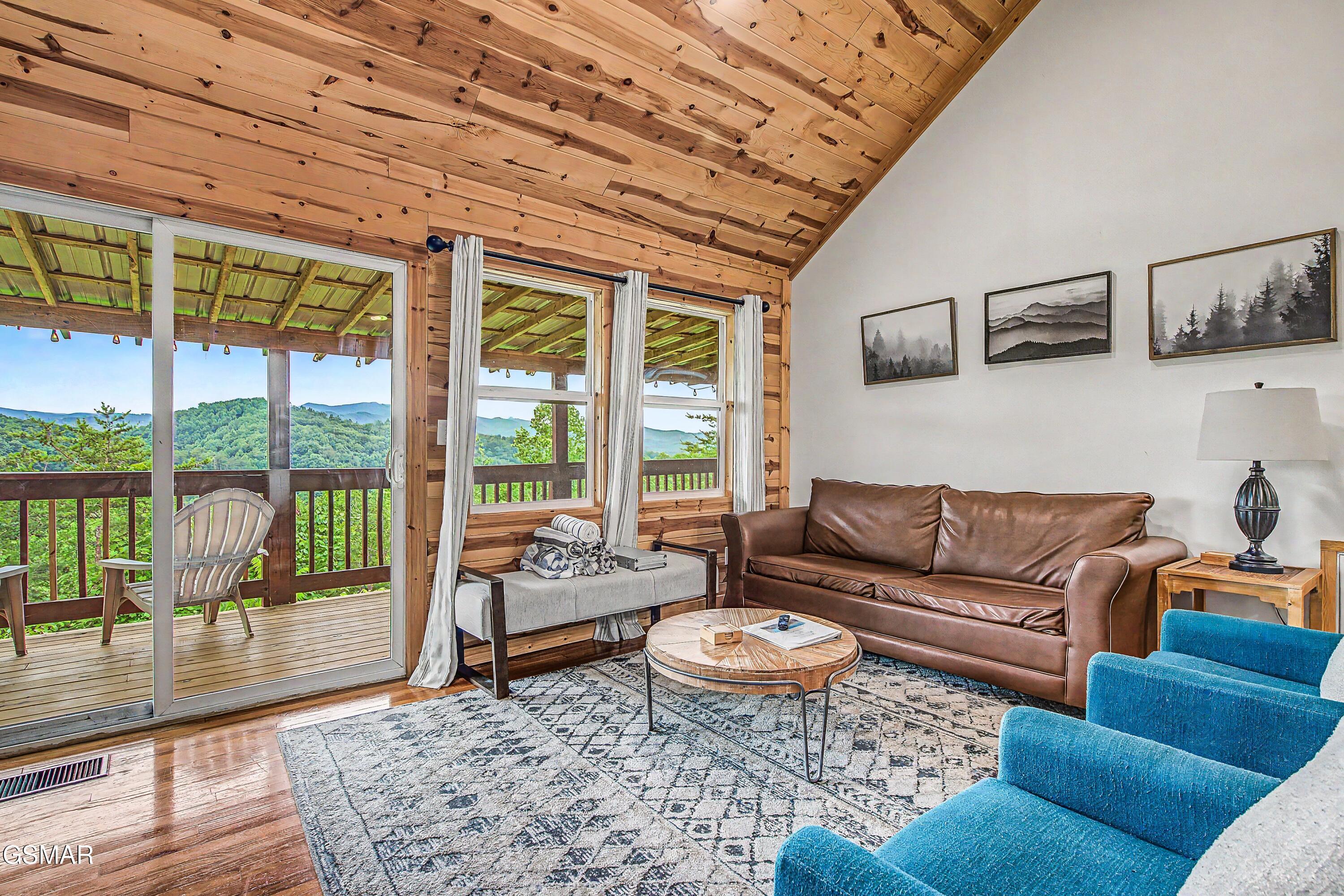 1782 Red Bone Way Sevierville TN 37876