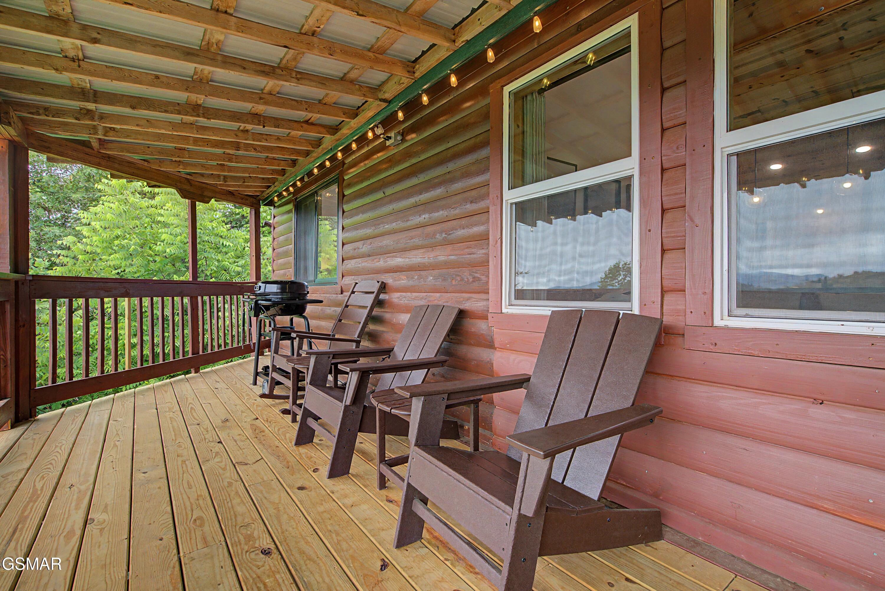 1782 Red Bone Way Sevierville TN 37876
