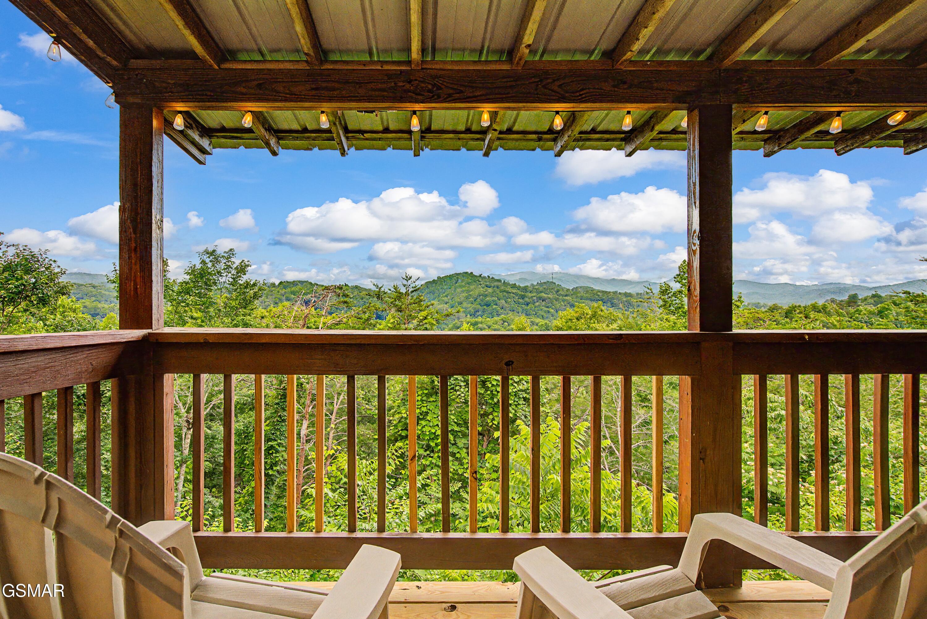 1782 Red Bone Way Sevierville TN 37876