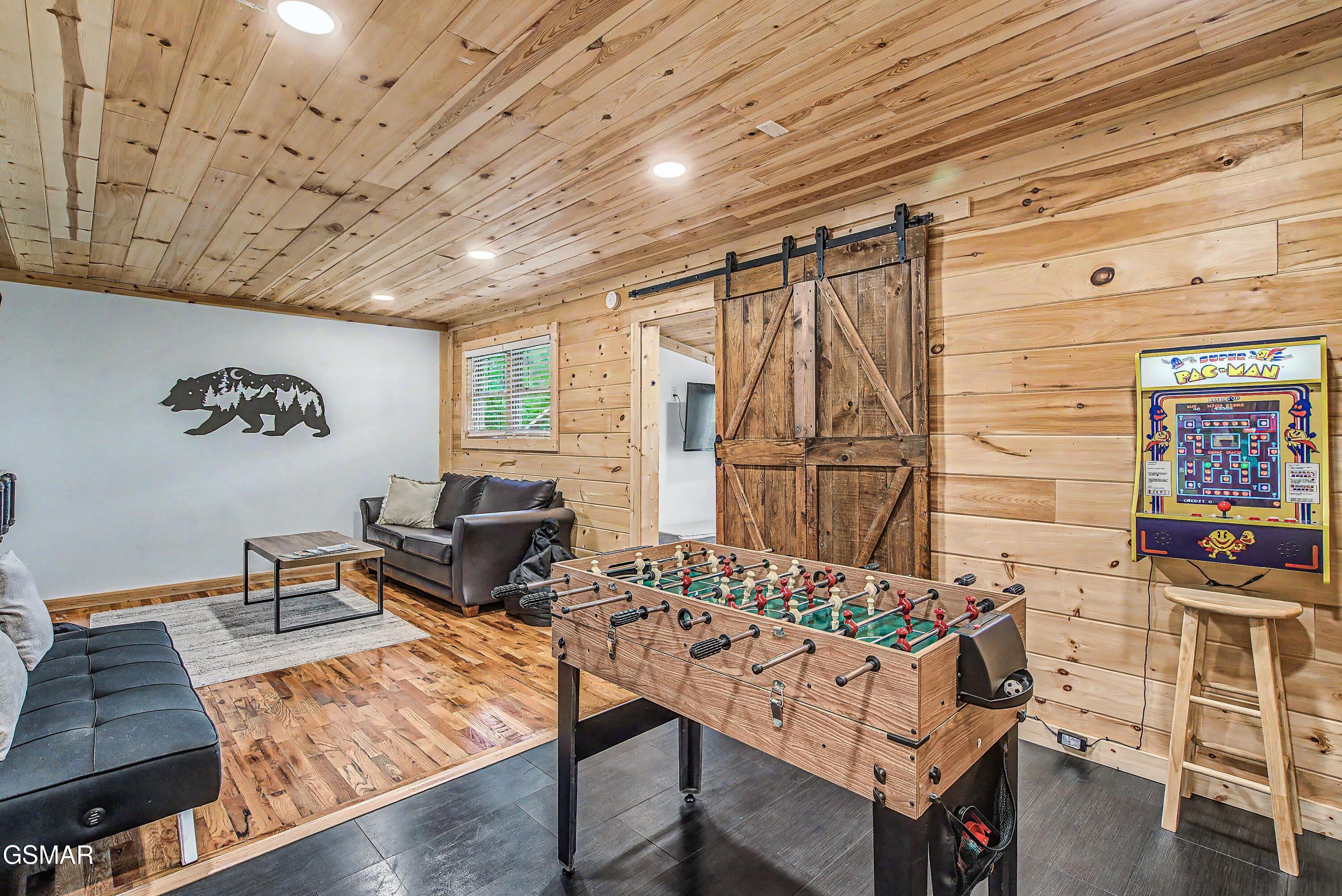 1782 Red Bone Way Sevierville TN 37876