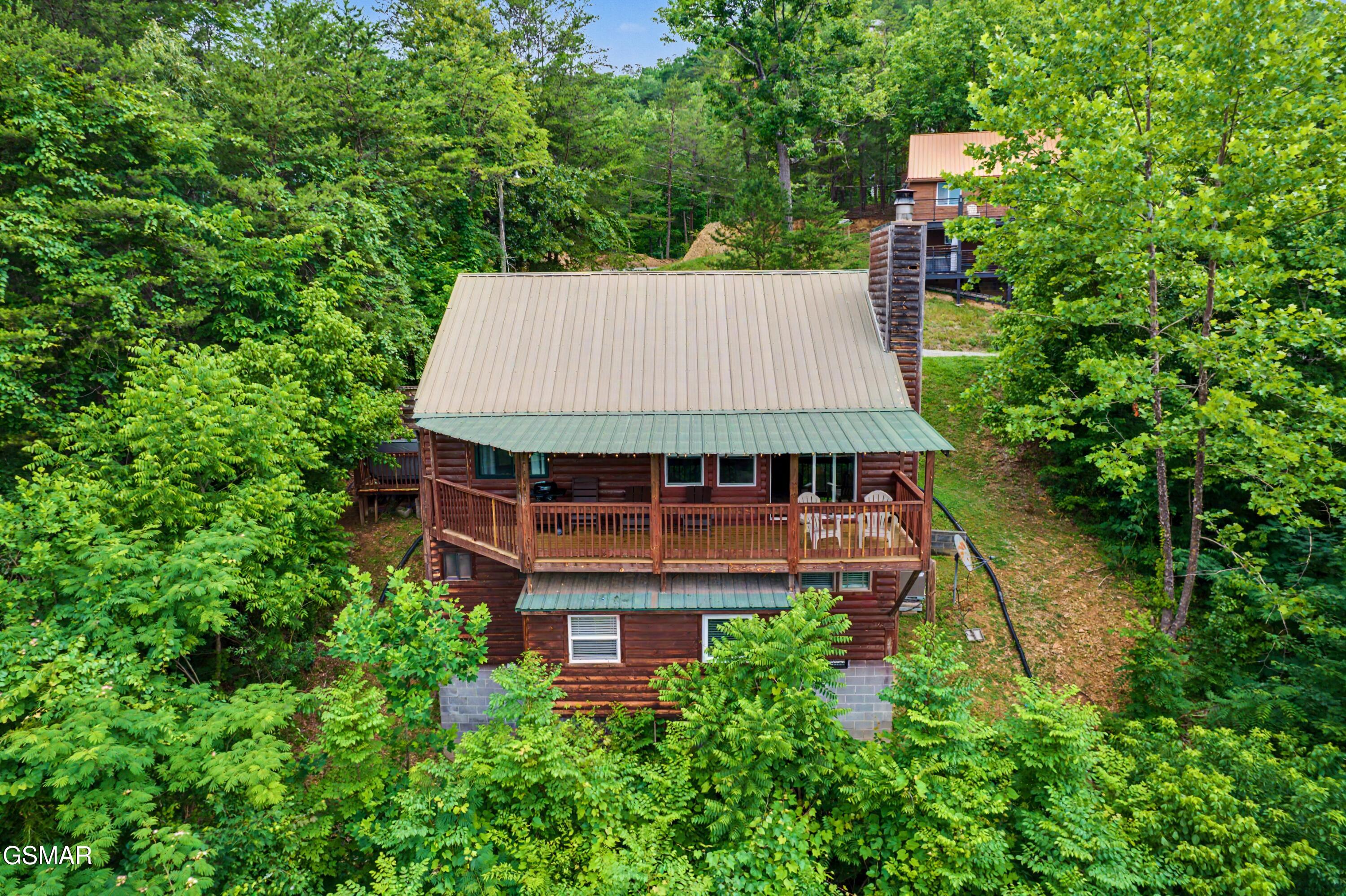 1782 Red Bone Way Sevierville TN 37876