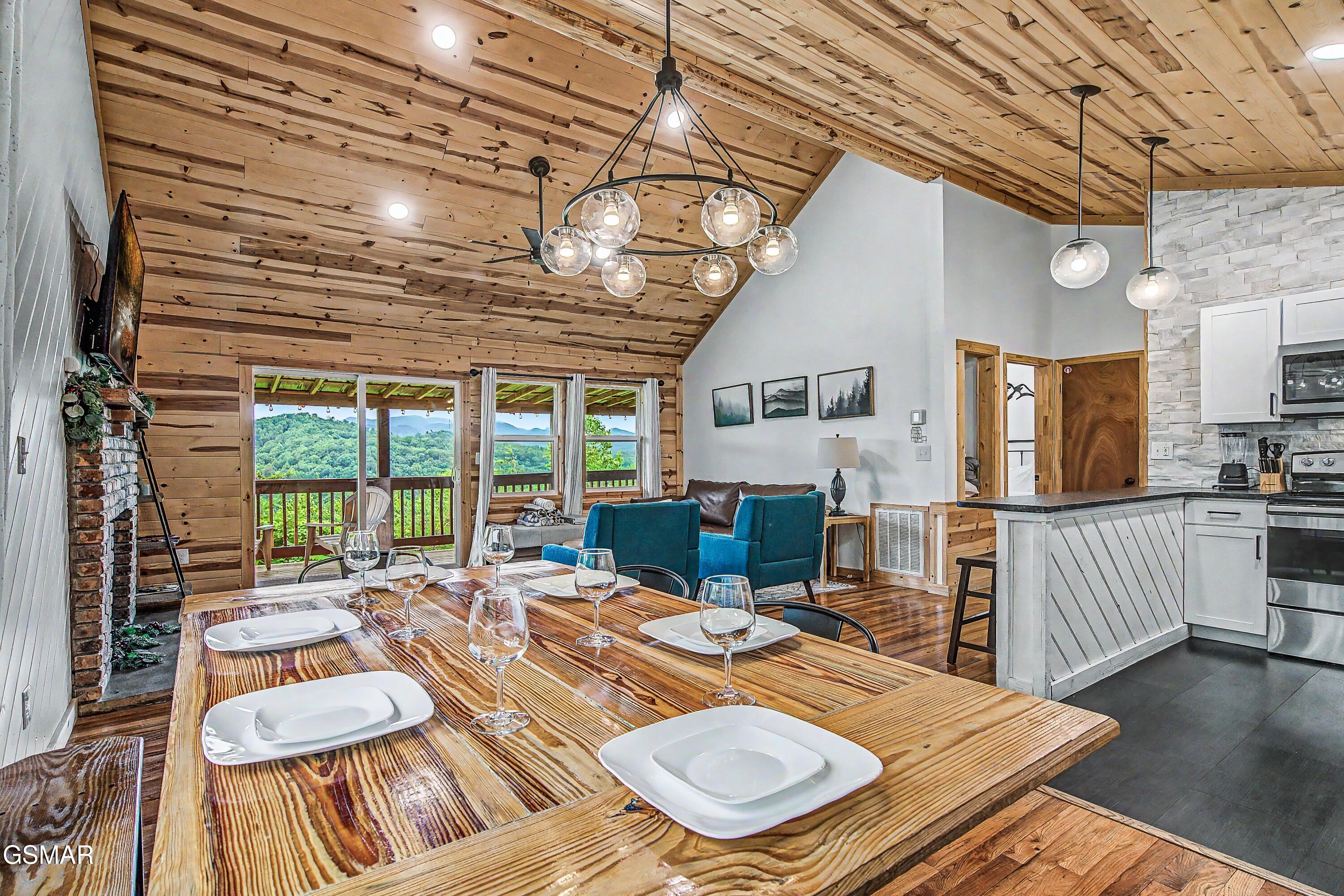 1782 Red Bone Way Sevierville TN 37876