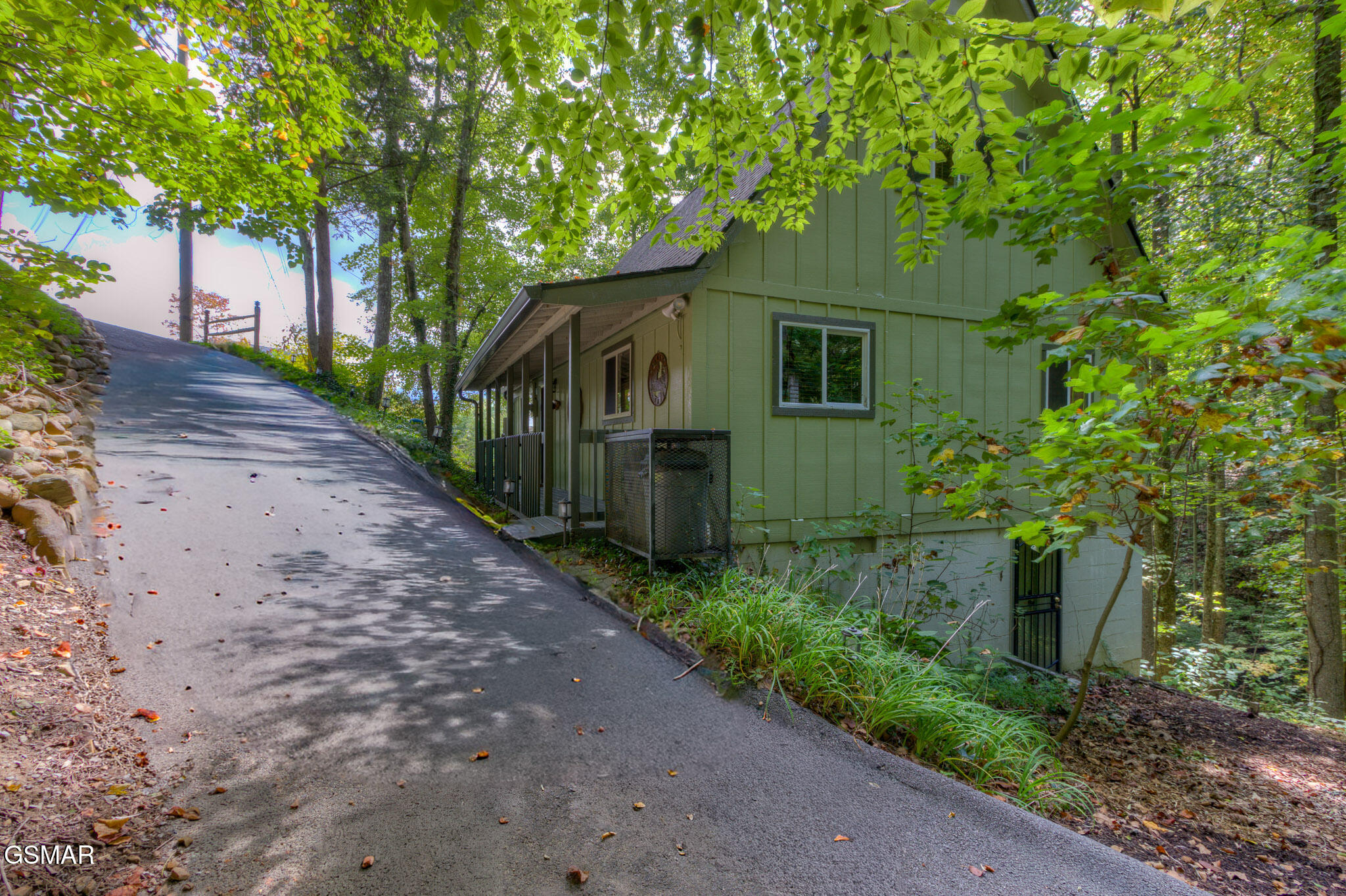 1051 Wiley Oakley Drive Gatlinburg TN 37738