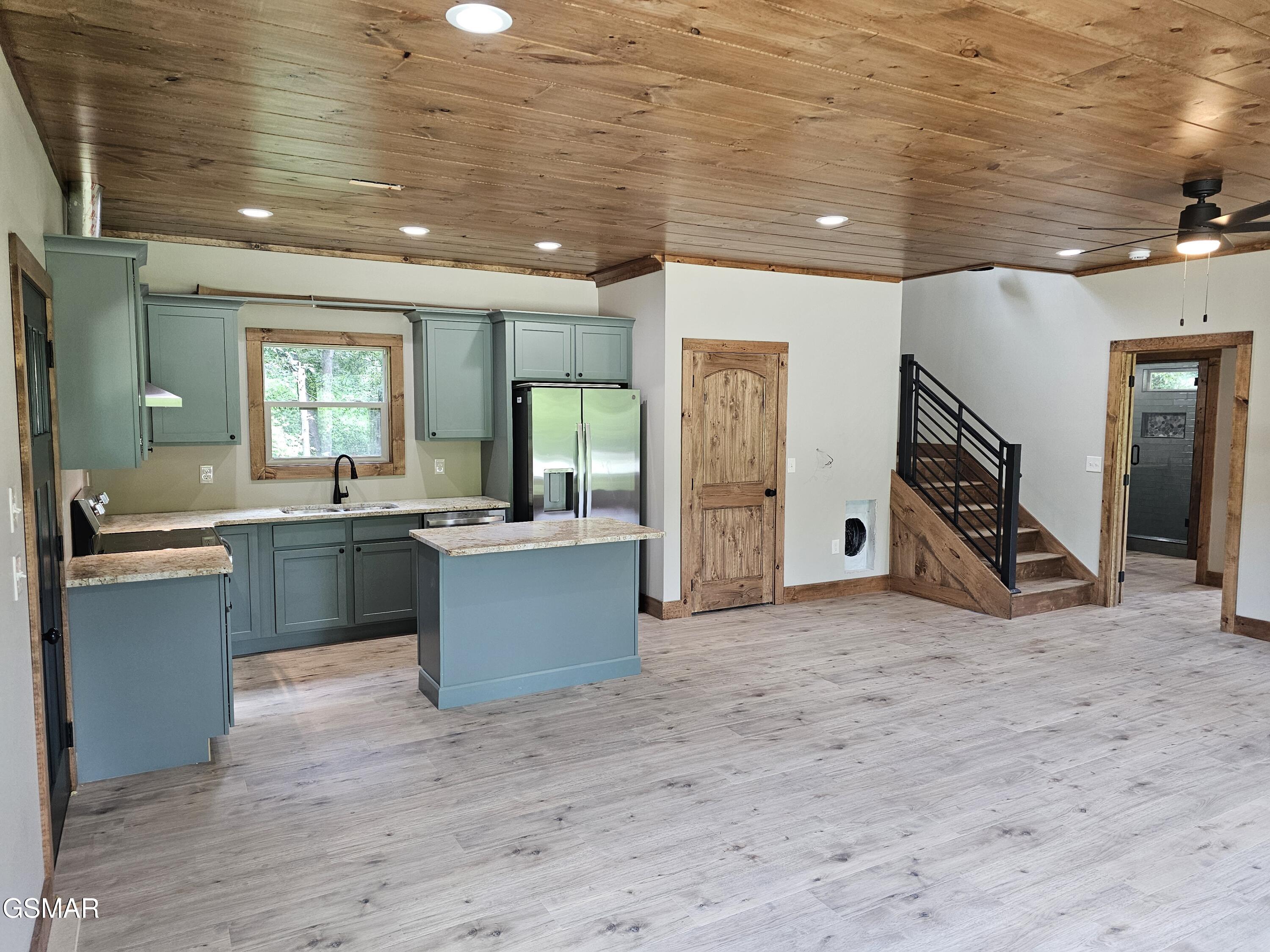 2613 Highland Park Drive Pigeon Forge TN 37863