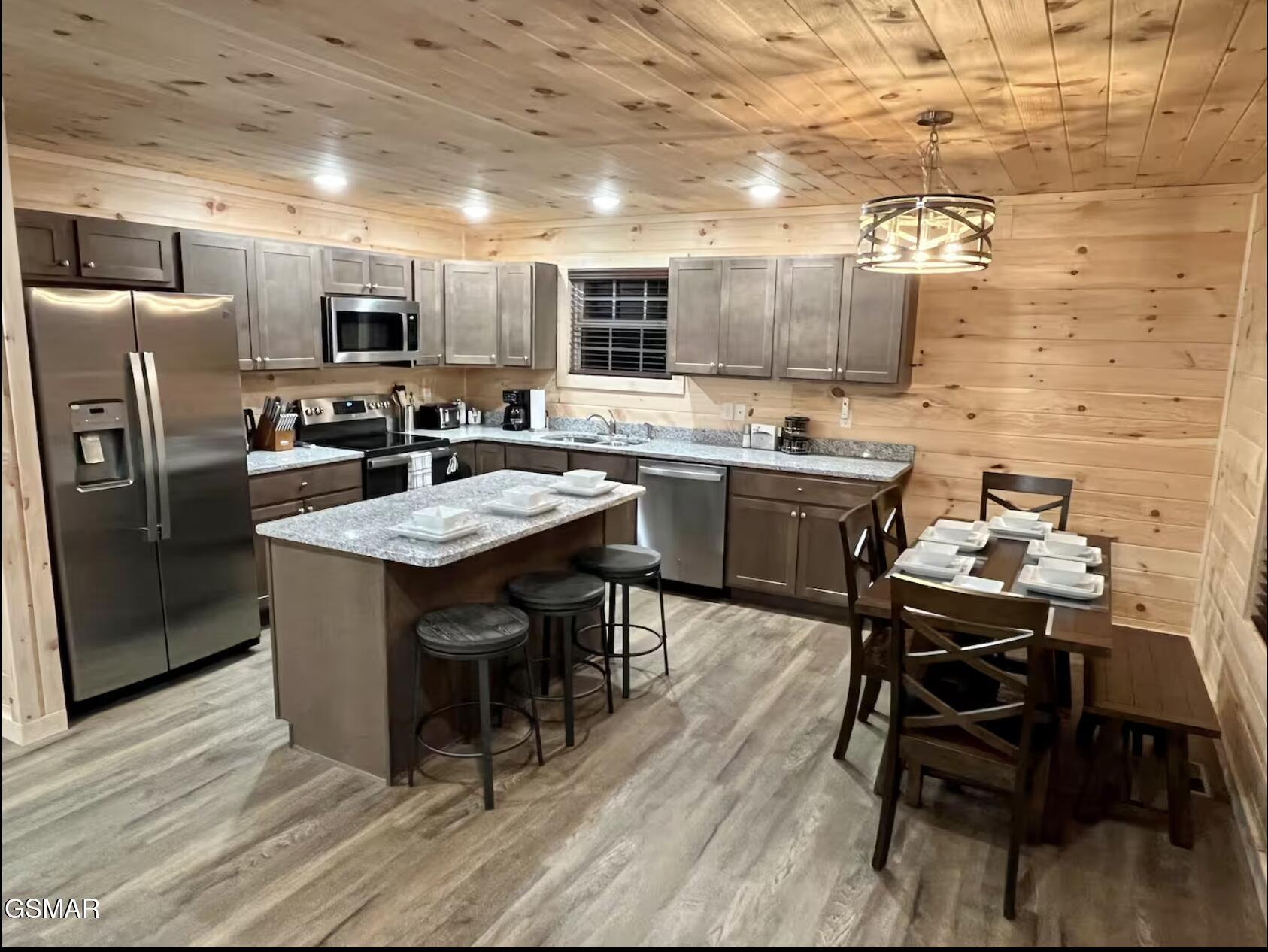 2117 Bluff Ridge Road Sevierville TN 37876