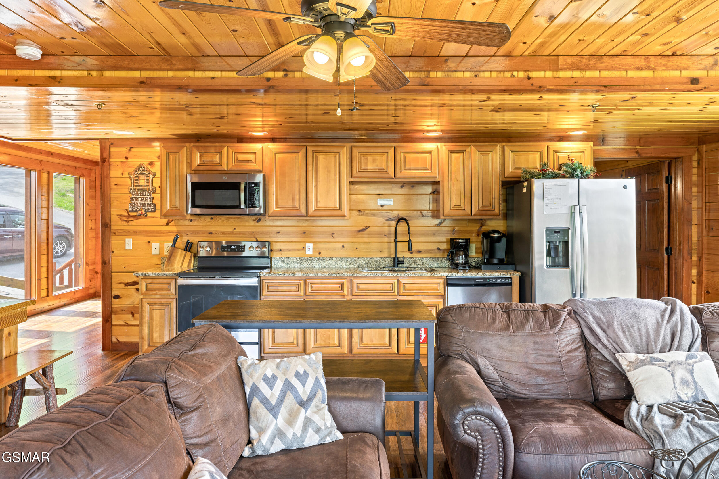 1232 Bird Nest Way Sevierville TN 37876