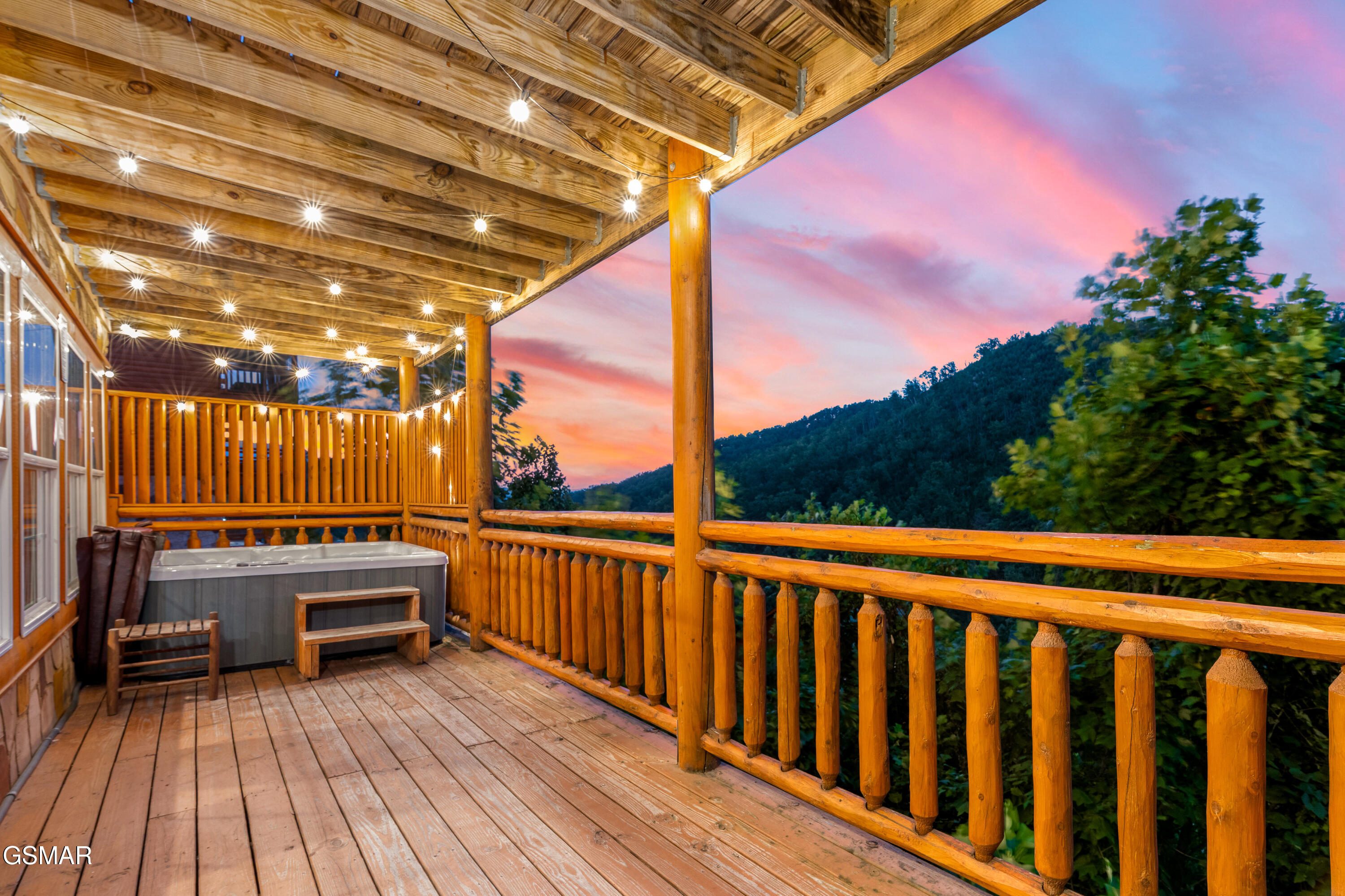 1232 Bird Nest Way Sevierville TN 37876