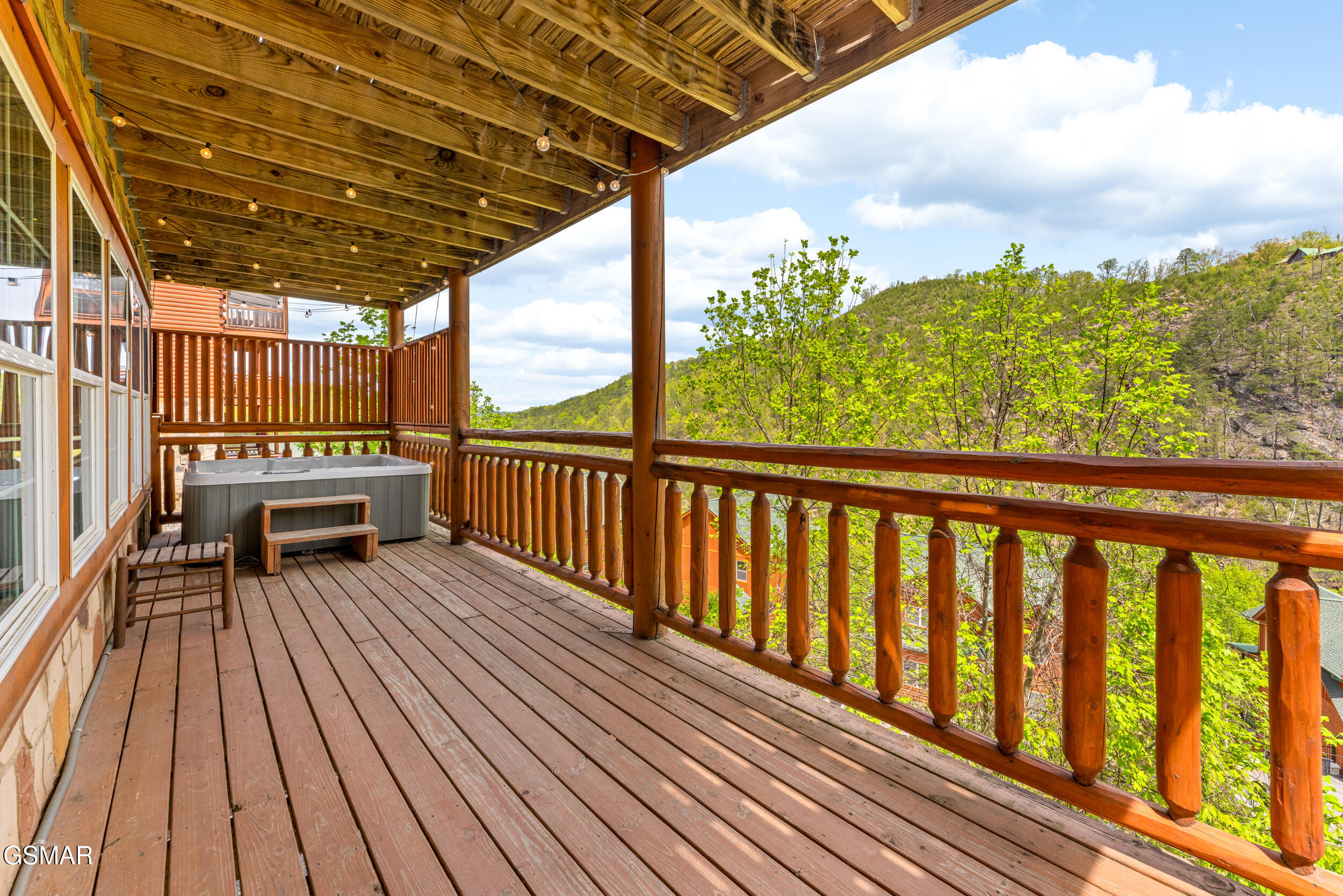 1232 Bird Nest Way Sevierville TN 37876
