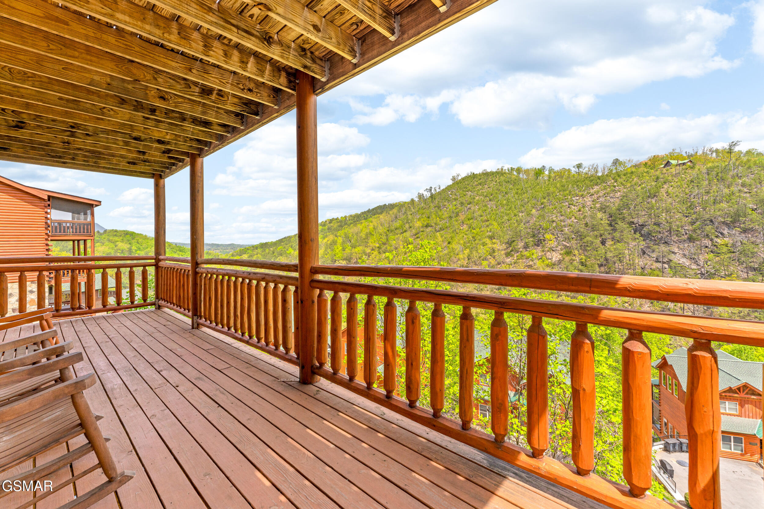 1232 Bird Nest Way Sevierville TN 37876