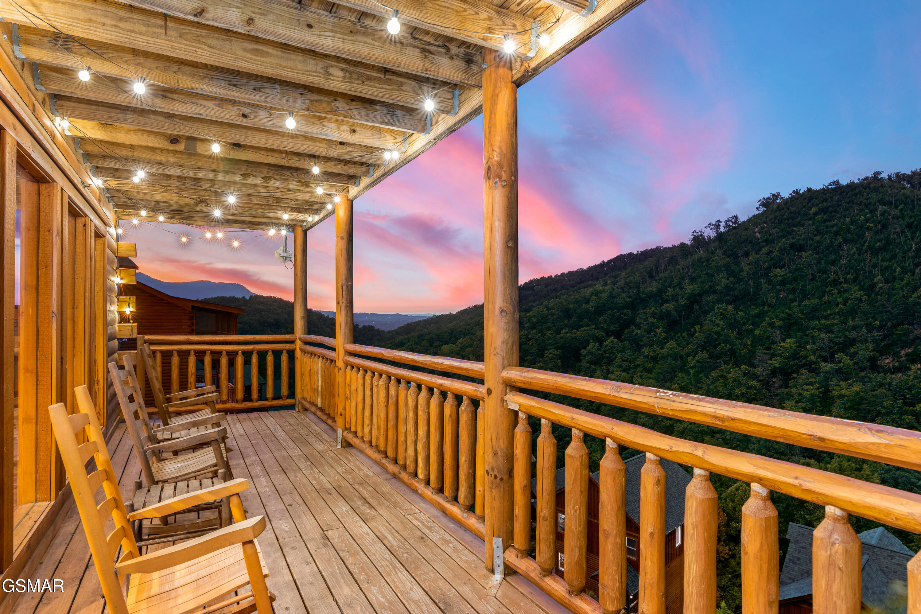 1232 Bird Nest Way Sevierville TN 37876