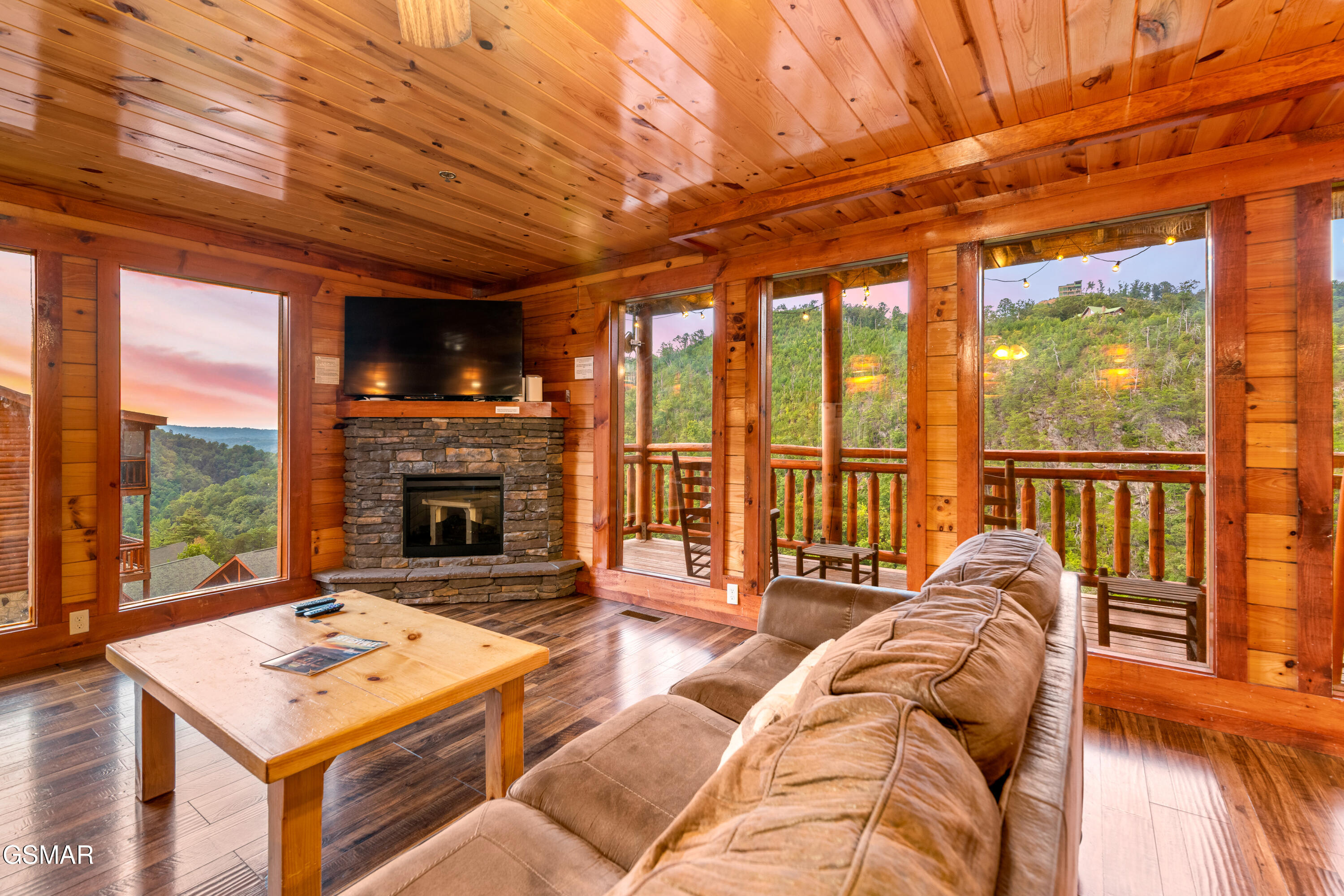 1232 Bird Nest Way Sevierville TN 37876