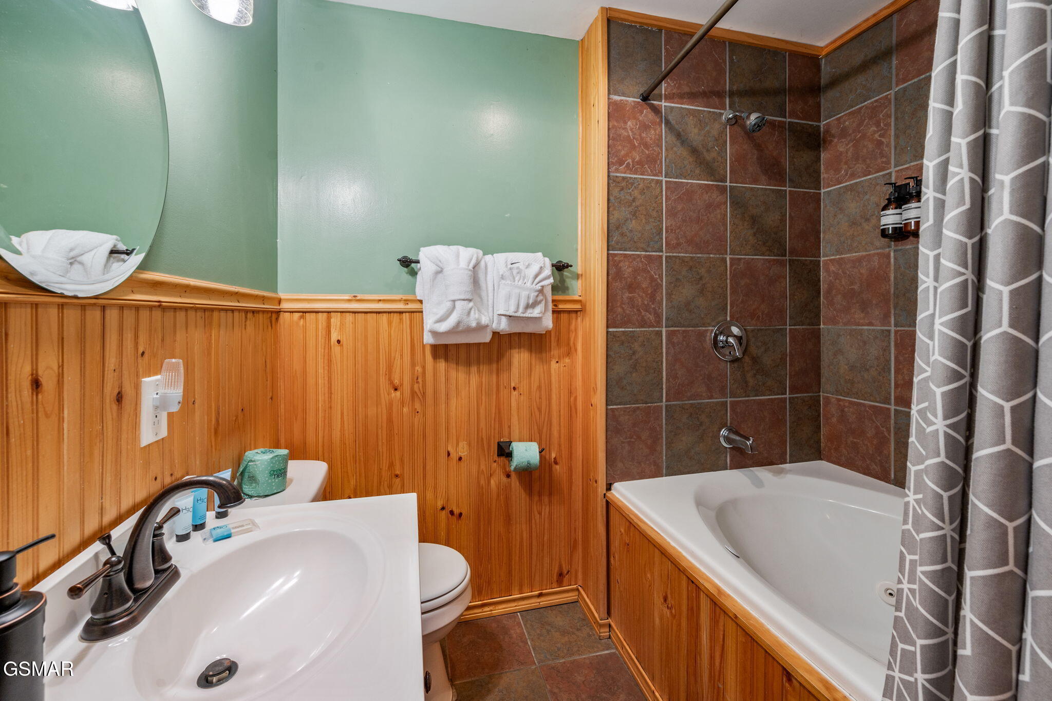 1125 Lower Alpine Way Gatlinburg TN 37738