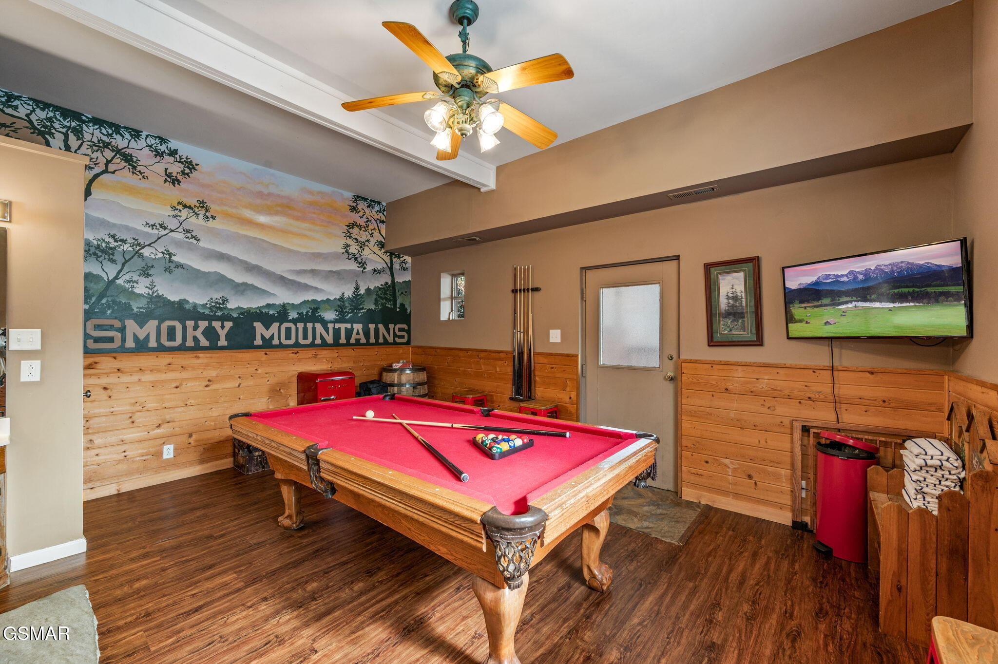 1125 Lower Alpine Way Gatlinburg TN 37738