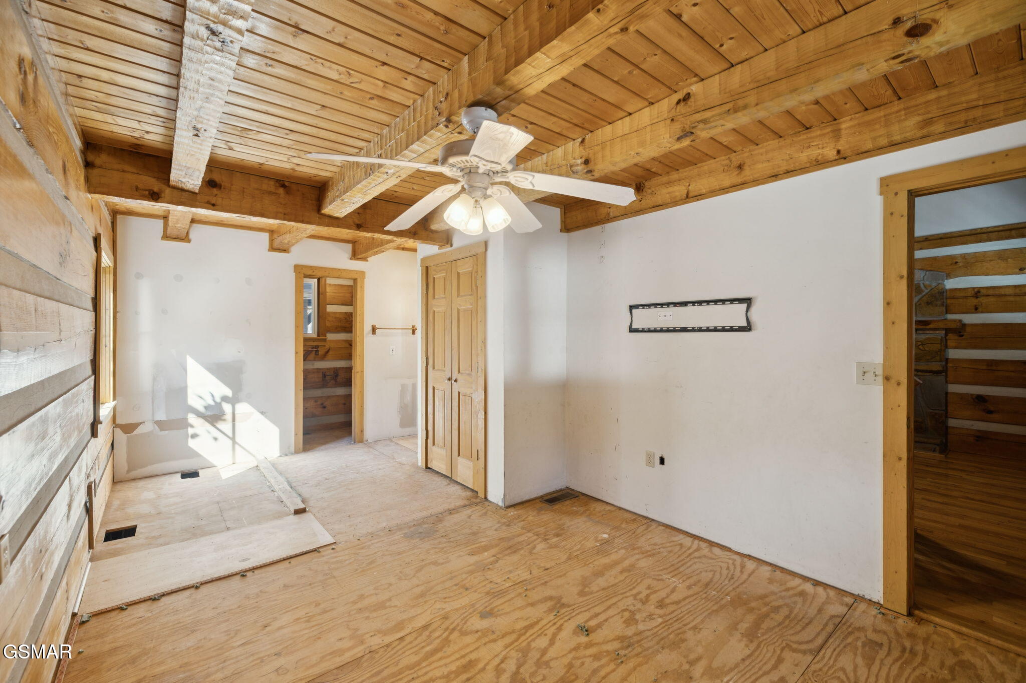 306 Beech Ridge Lane Gatlinburg TN 37738