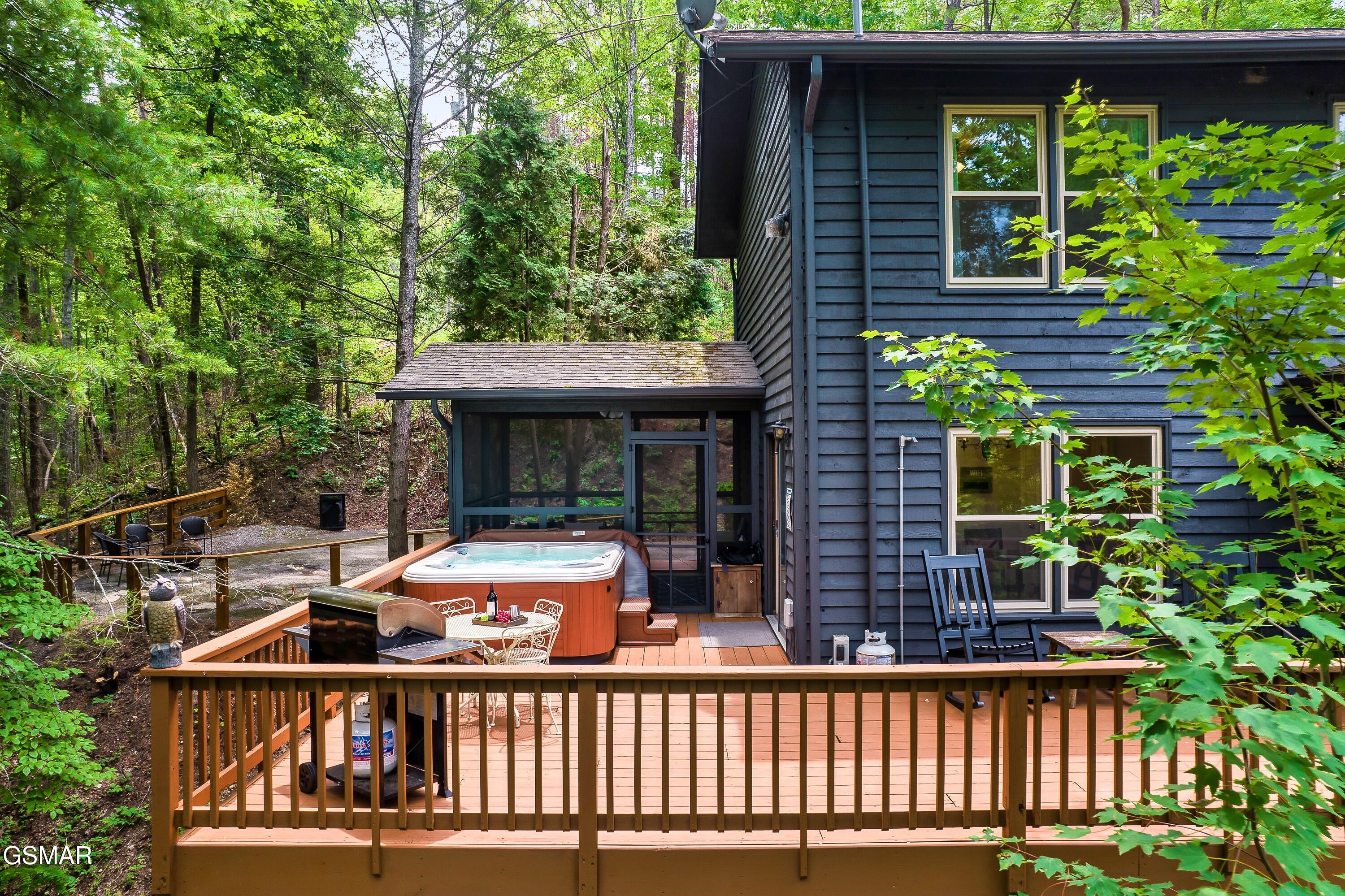 3282 Emerald Springs Loop Pigeon Forge TN 37862