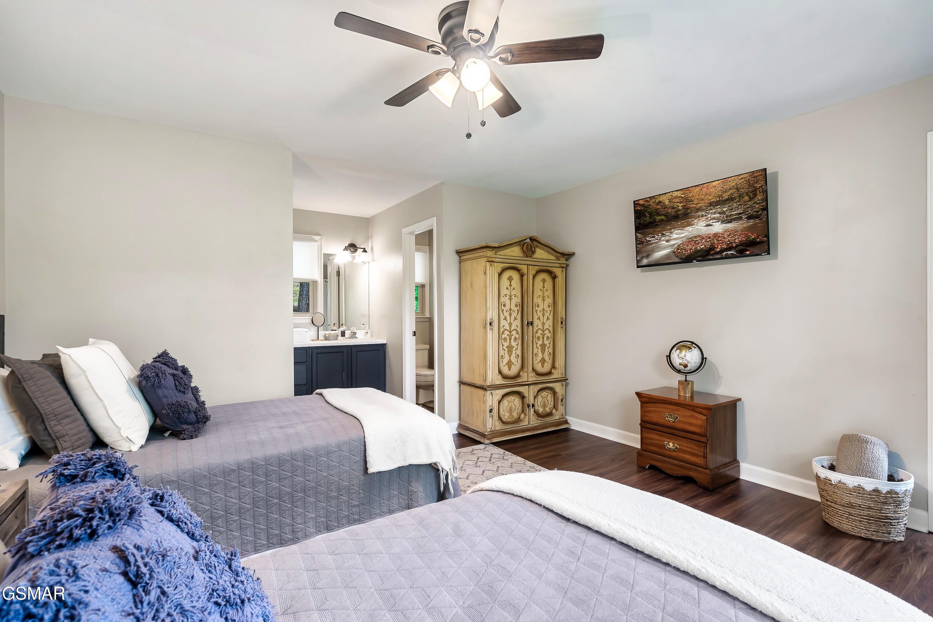 3282 Emerald Springs Loop Pigeon Forge TN 37862