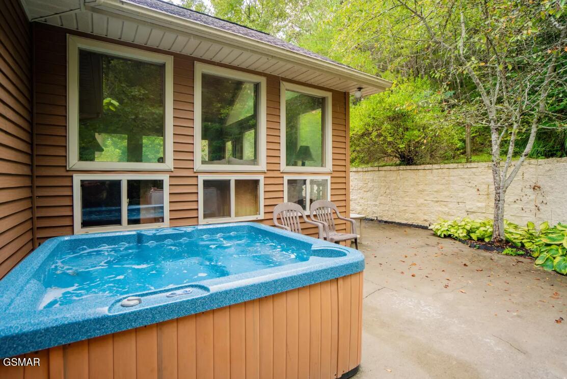 665 Gists Creek Road Sevierville TN 37876