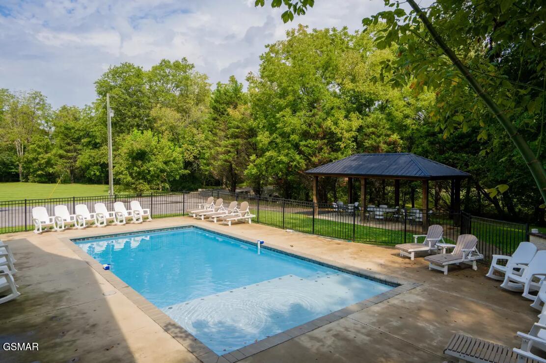 665 Gists Creek Road Sevierville TN 37876