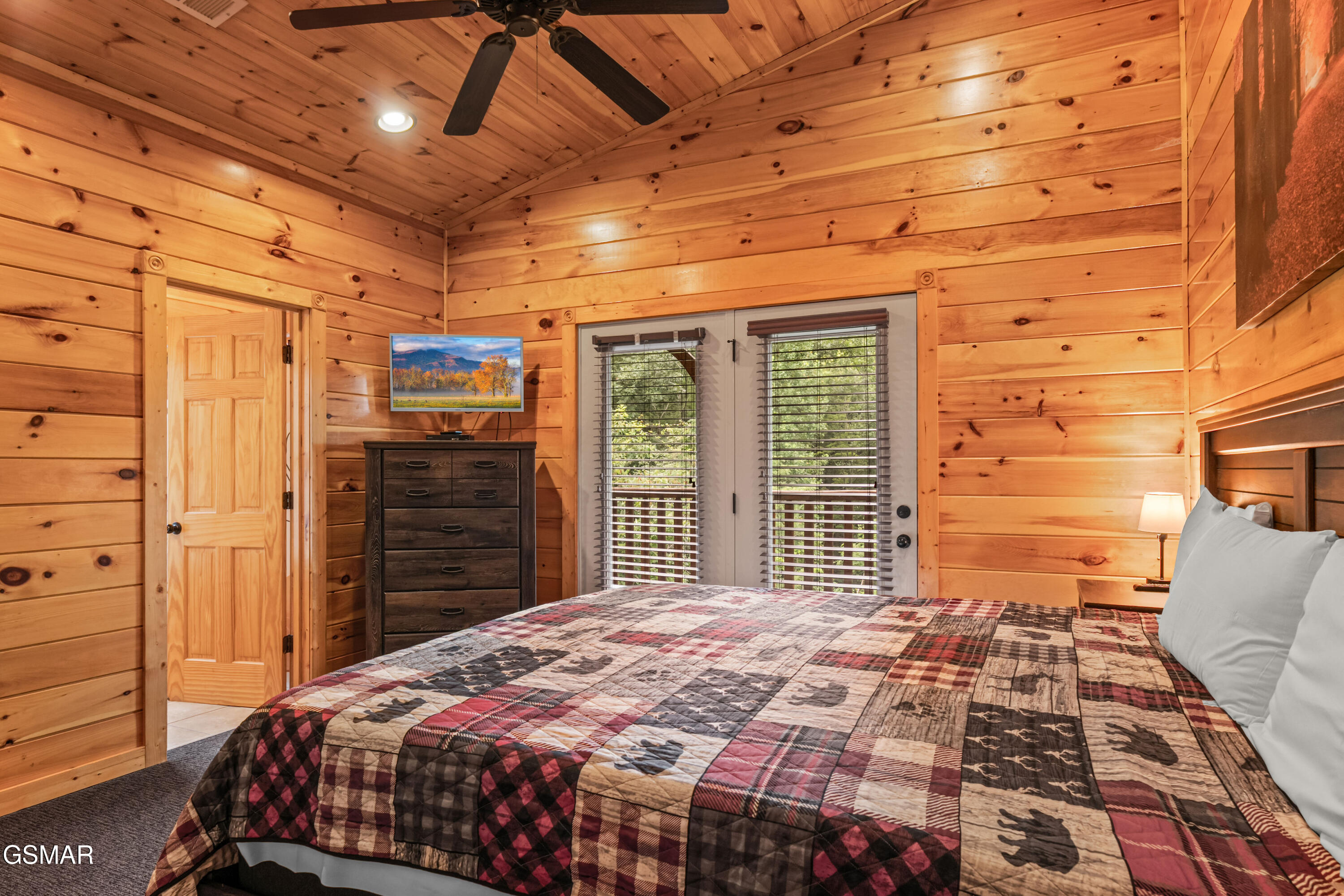 789 Mountain Stream Way Gatlinburg TN 37738