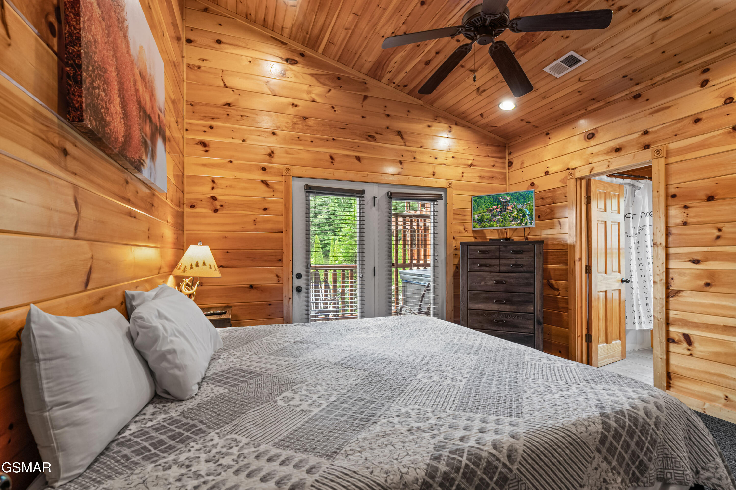 789 Mountain Stream Way Gatlinburg TN 37738