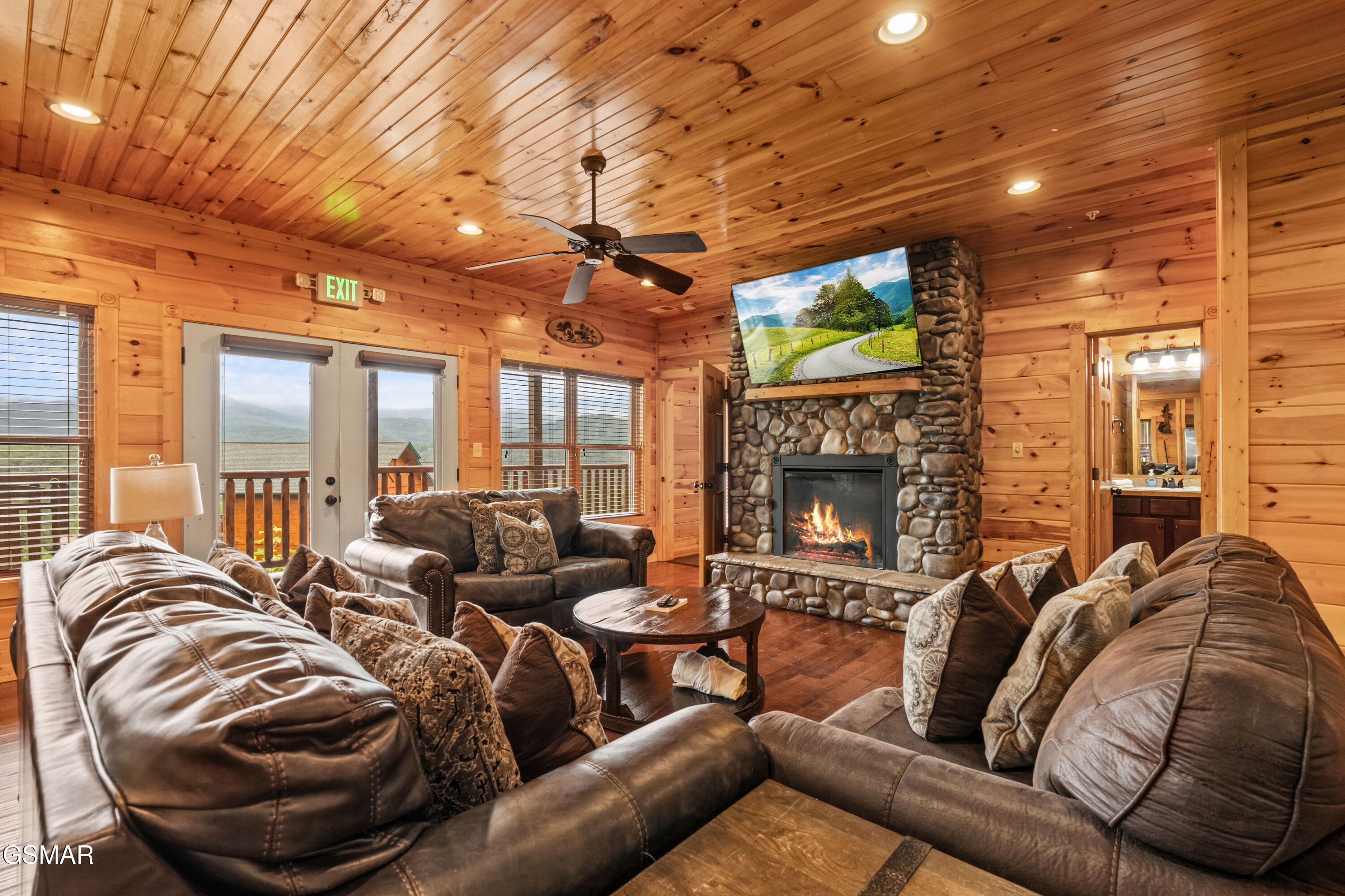 789 Mountain Stream Way Gatlinburg TN 37738
