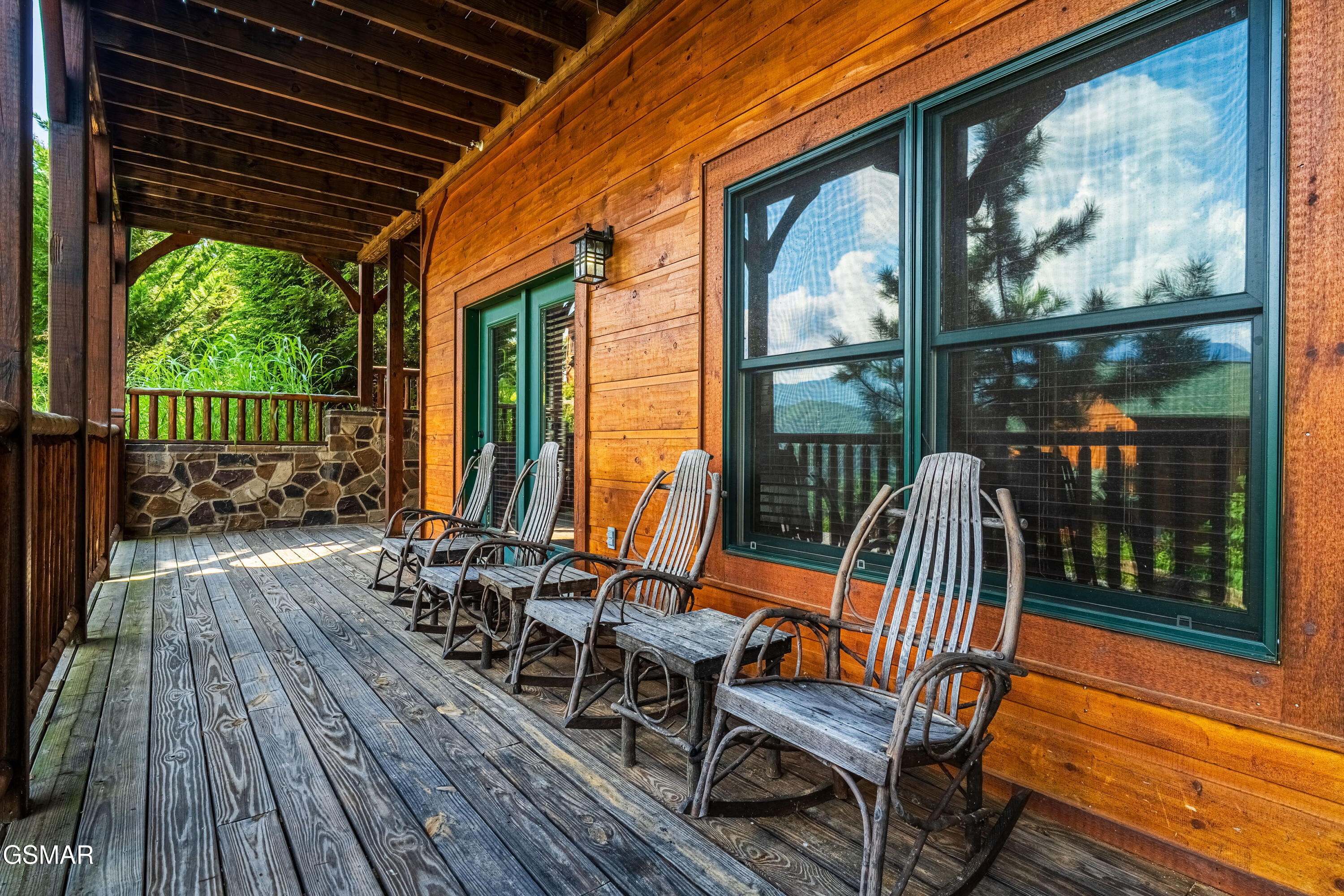 789 Mountain Stream Way Gatlinburg TN 37738
