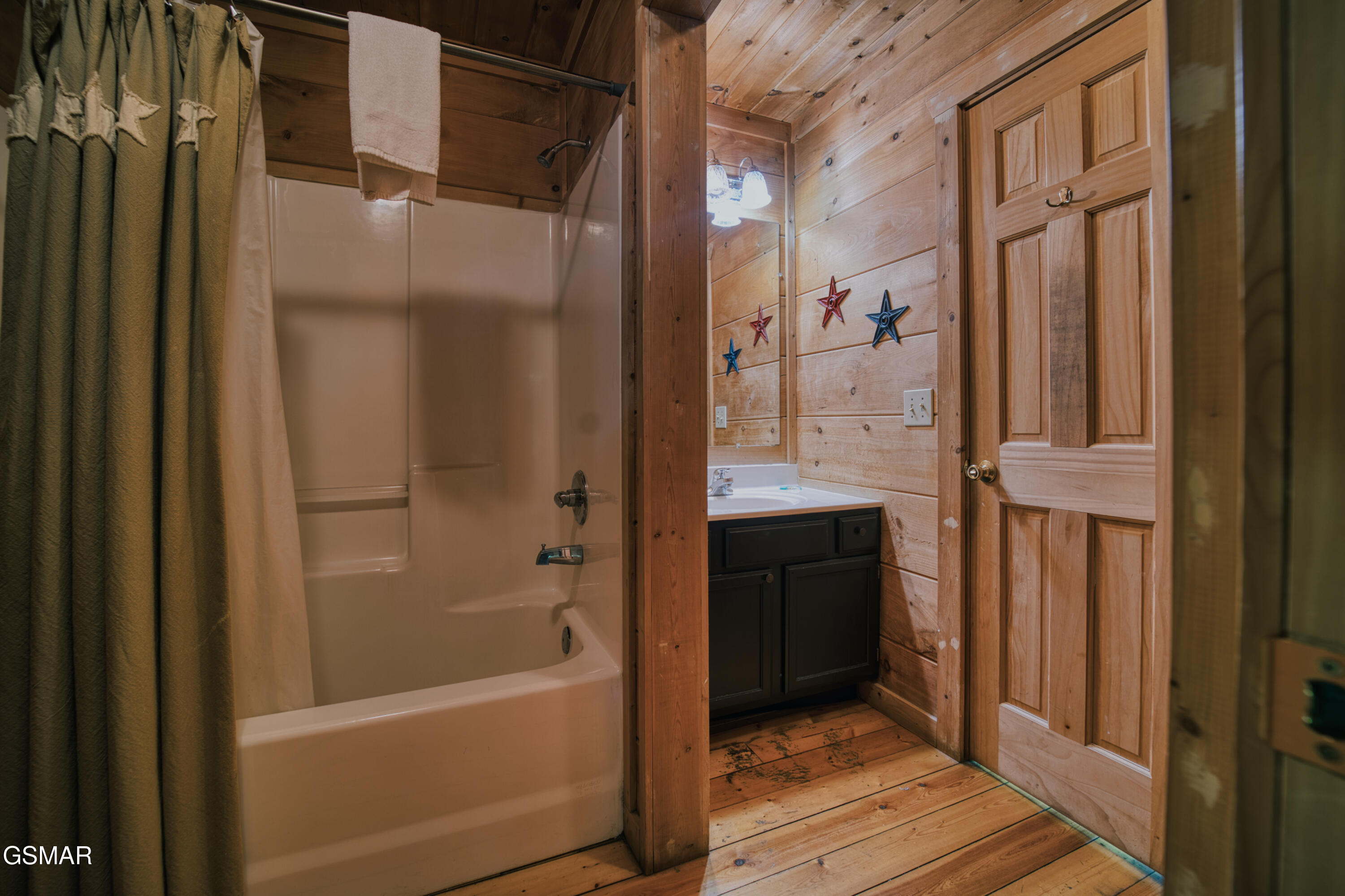 1705 Jacks Pass Sevierville TN 37876