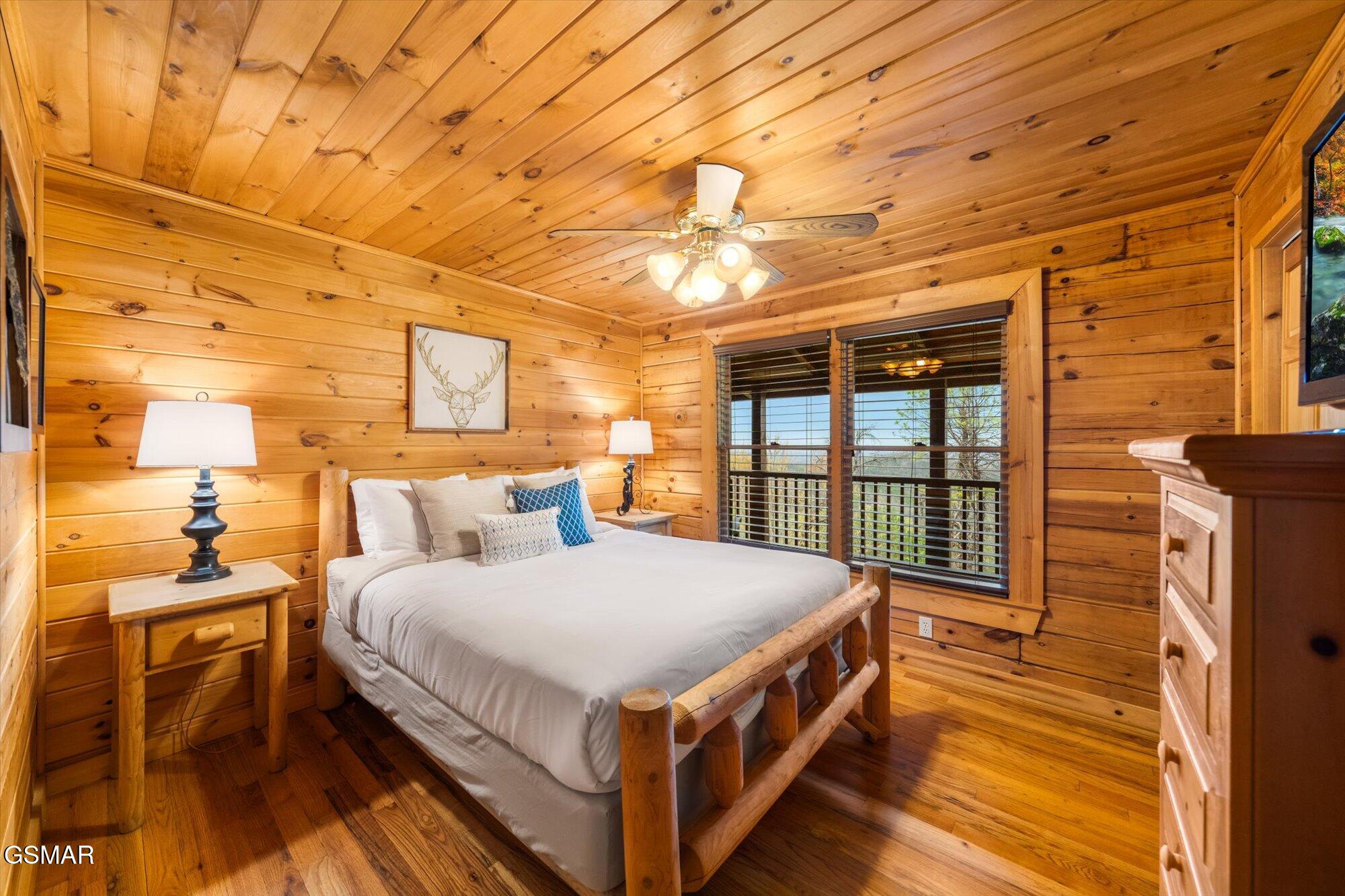 2485 Black Bear Ridge Way Sevierville TN 37862