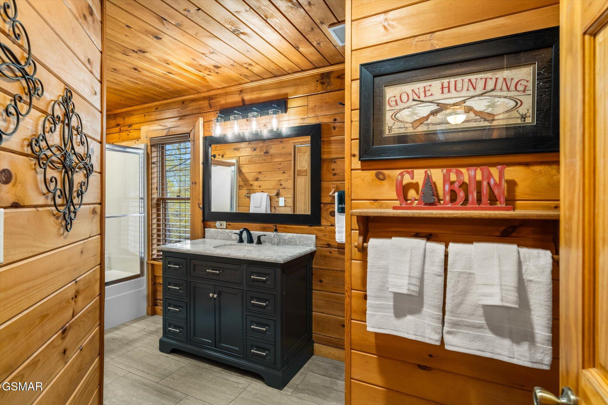 2485 Black Bear Ridge Way Sevierville TN 37862