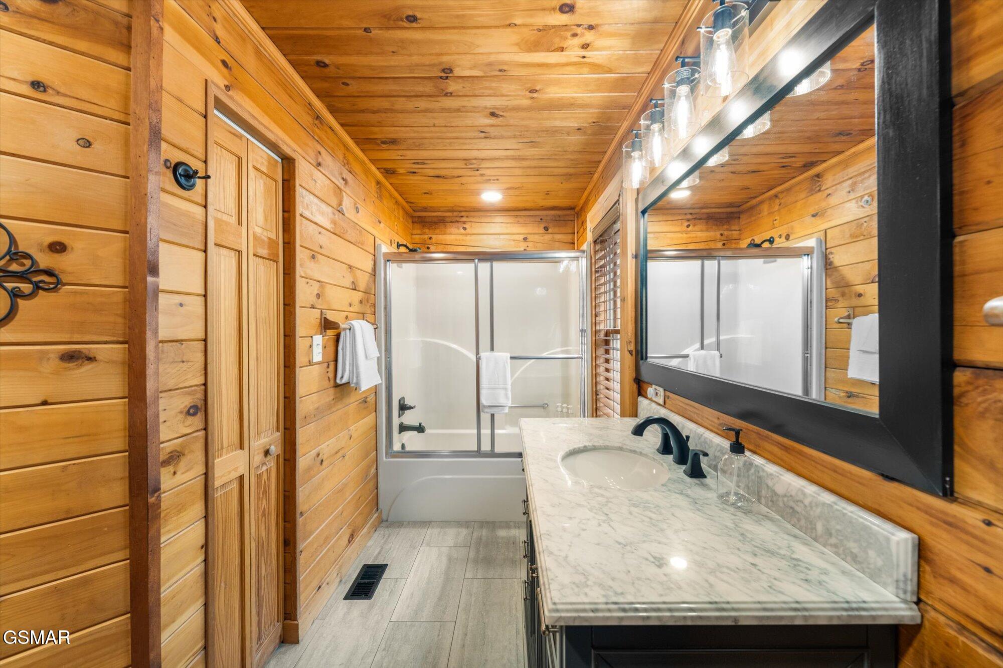 2485 Black Bear Ridge Way Sevierville TN 37862