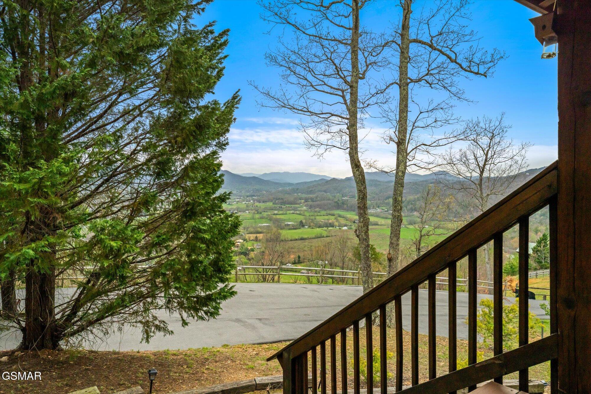 2485 Black Bear Ridge Way Sevierville TN 37862