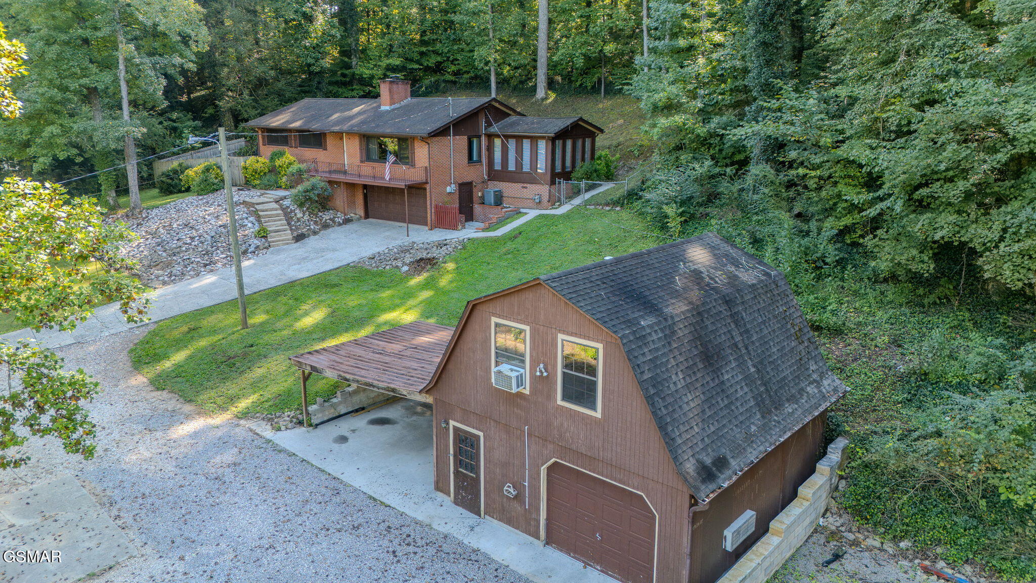 2528 & 2618 Shaler Lane Knoxville TN 37920