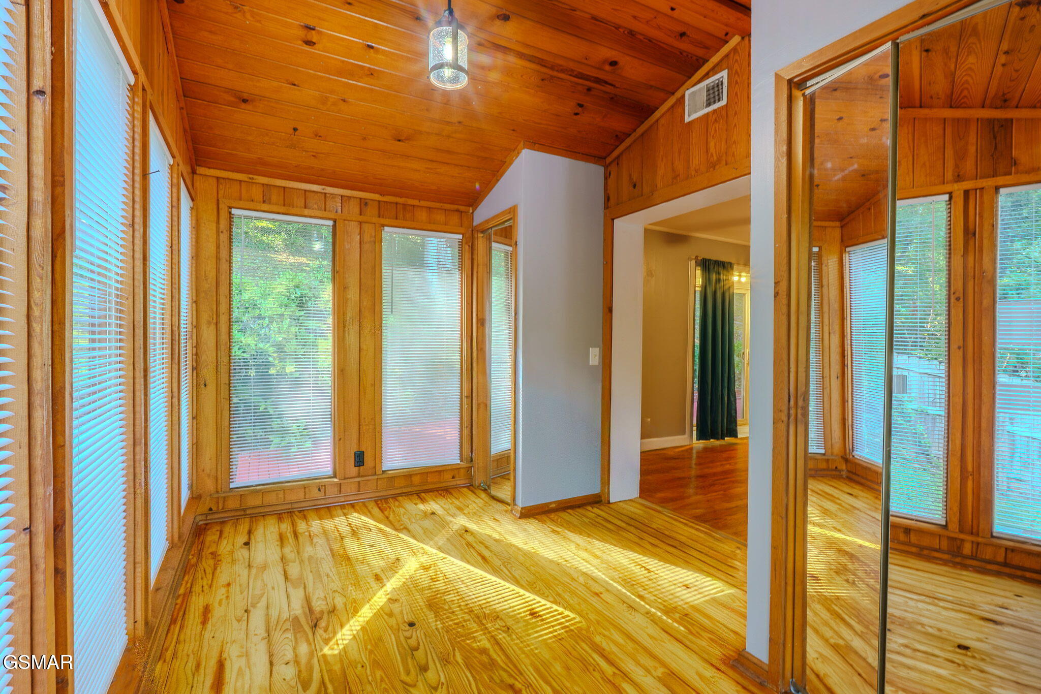 2528 & 2618 Shaler Lane Knoxville TN 37920