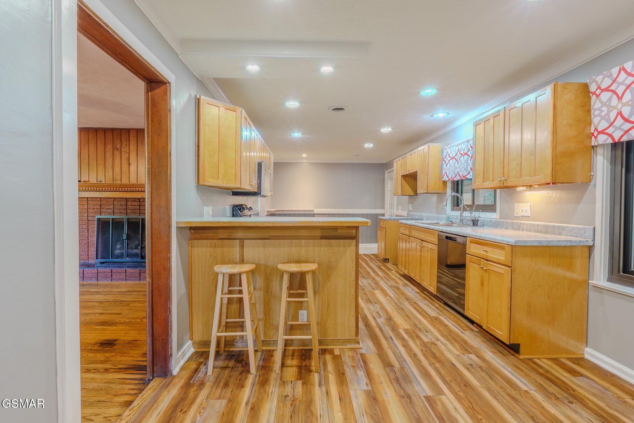 2528 & 2618 Shaler Lane Knoxville TN 37920