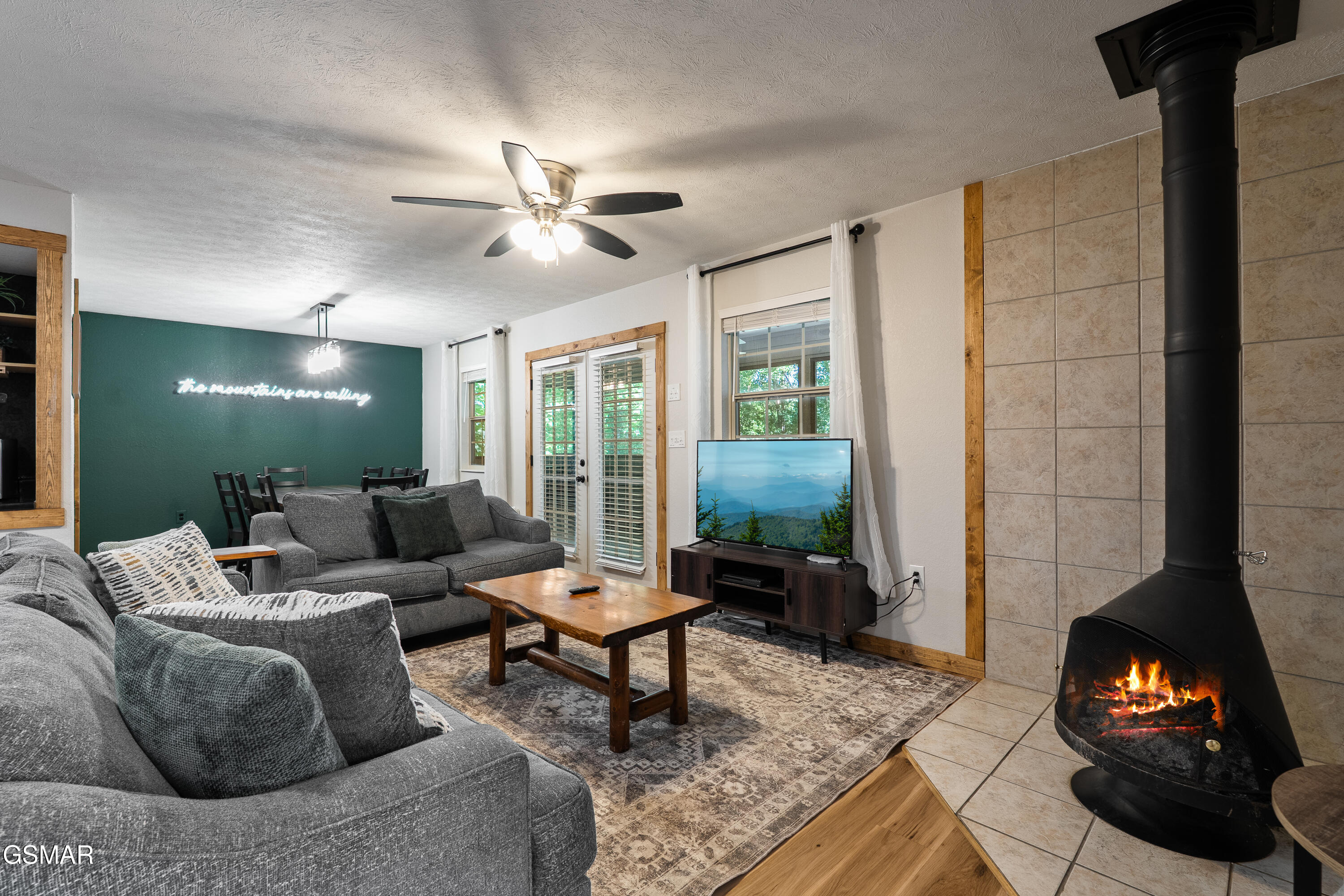 1635 S Mountain View Road Sevierville TN 37876