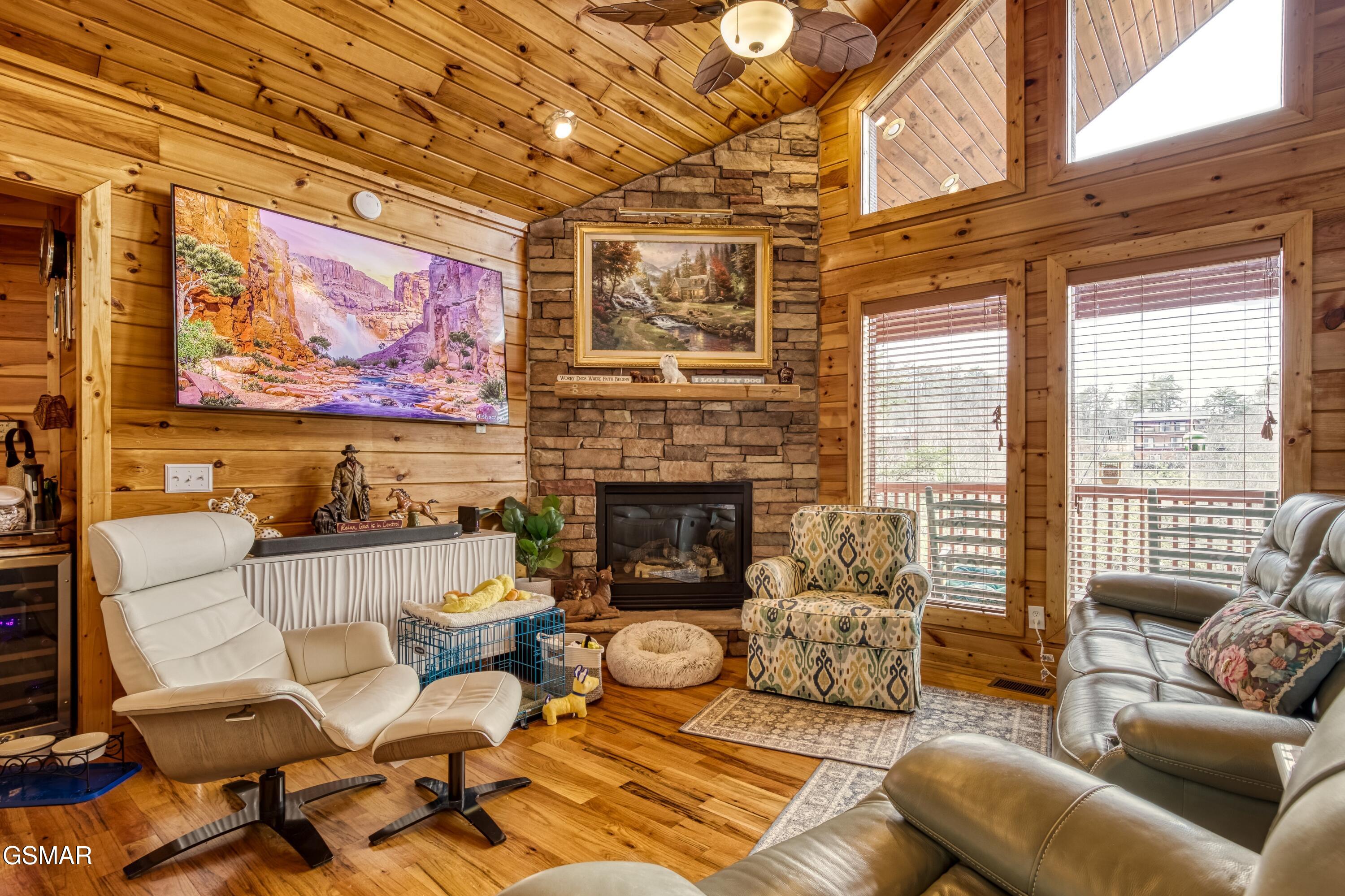 2716 Knights Lane Sevierville TN 37862
