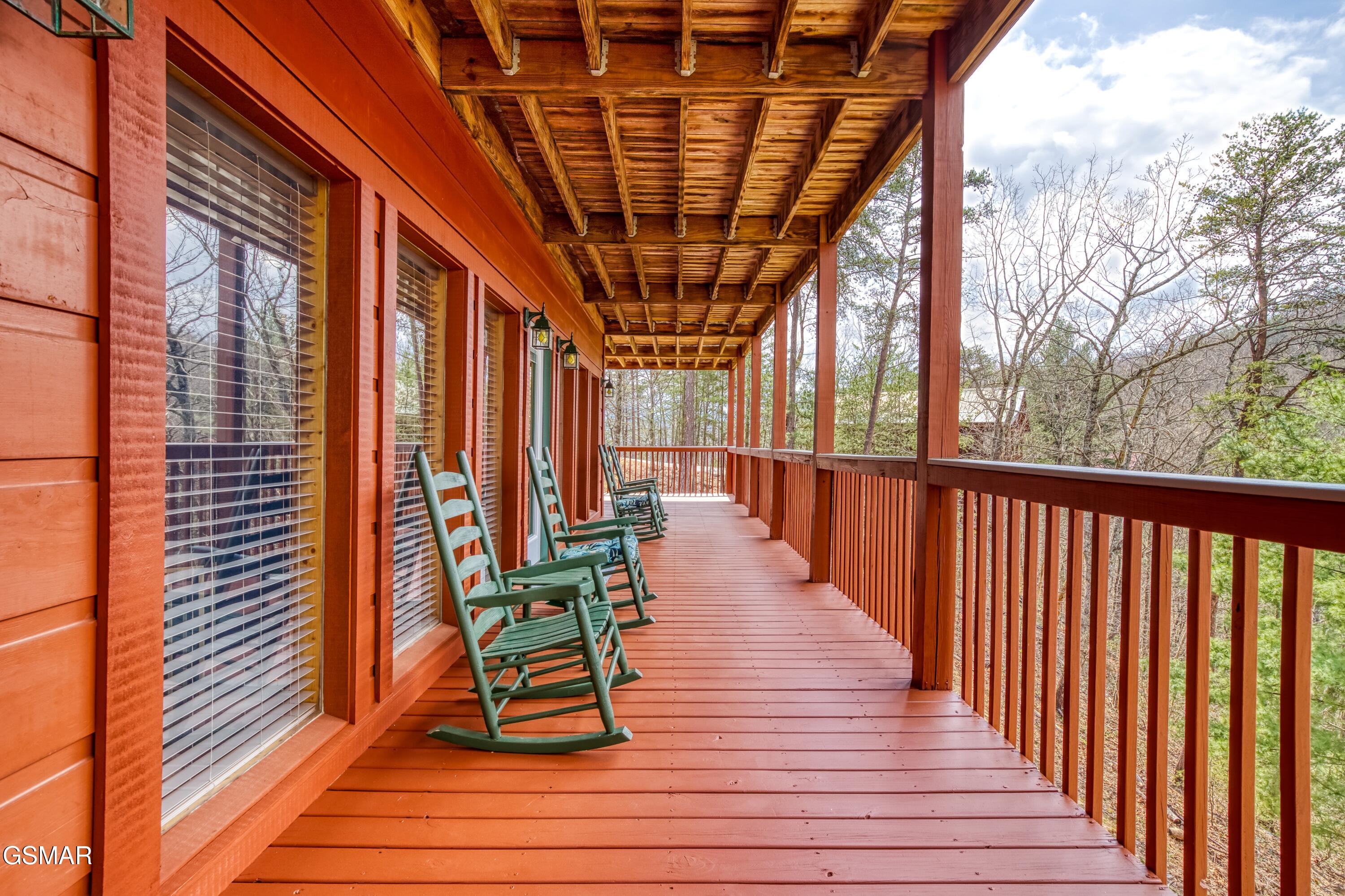 2716 Knights Lane Sevierville TN 37862