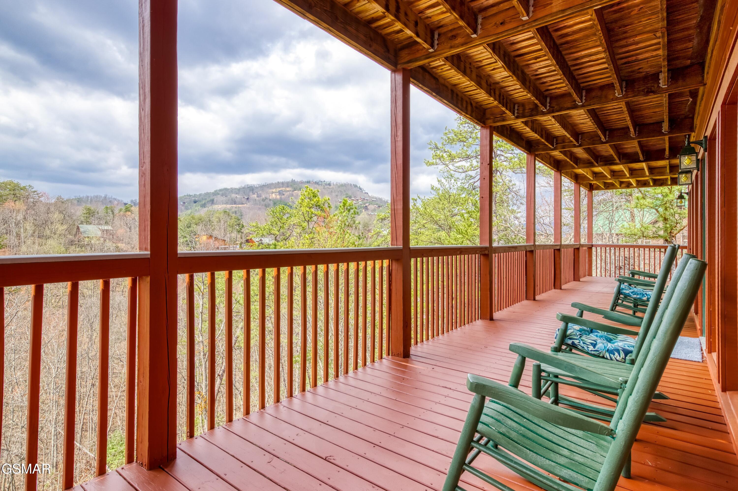 2716 Knights Lane Sevierville TN 37862