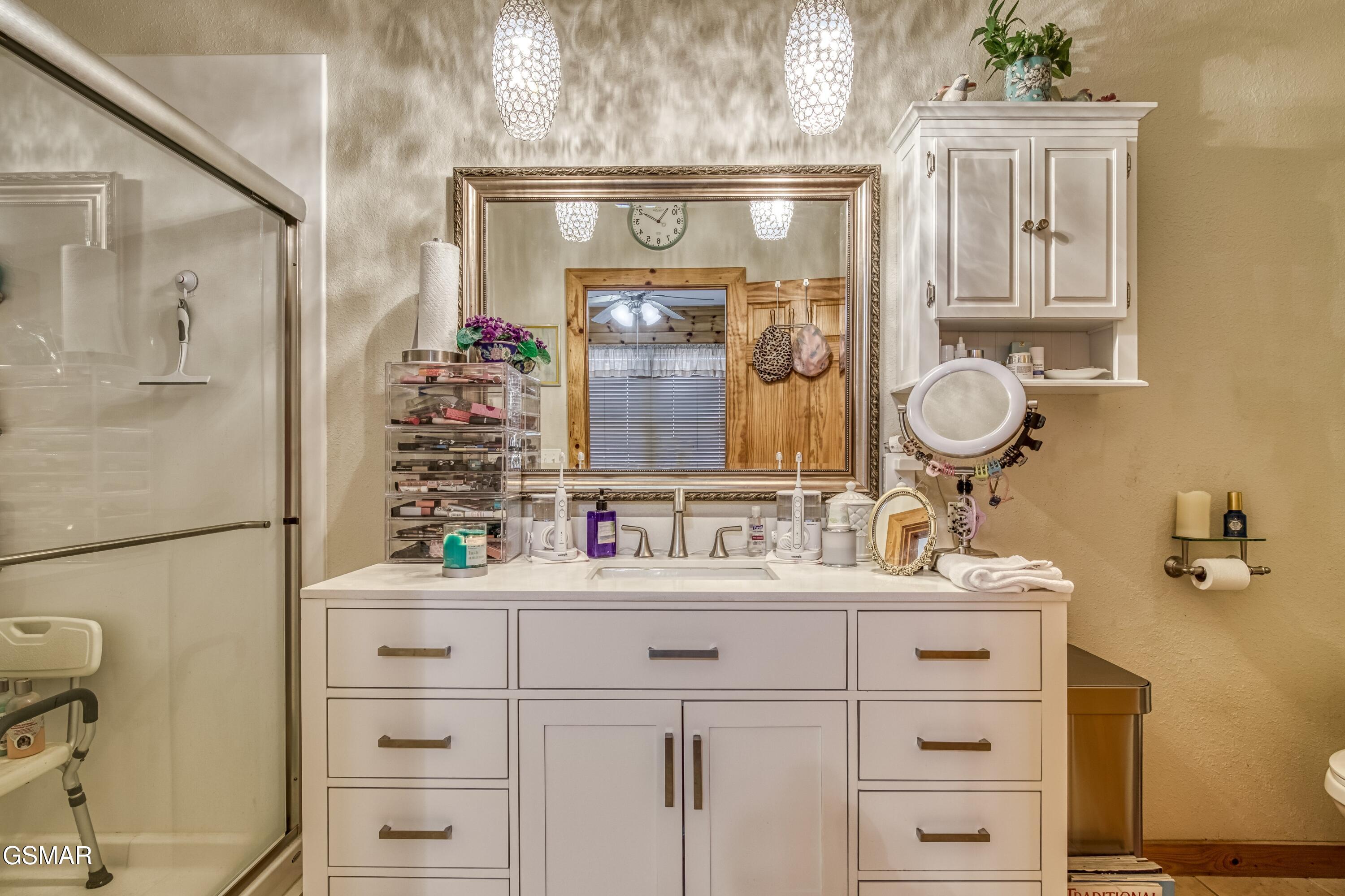 2716 Knights Lane Sevierville TN 37862