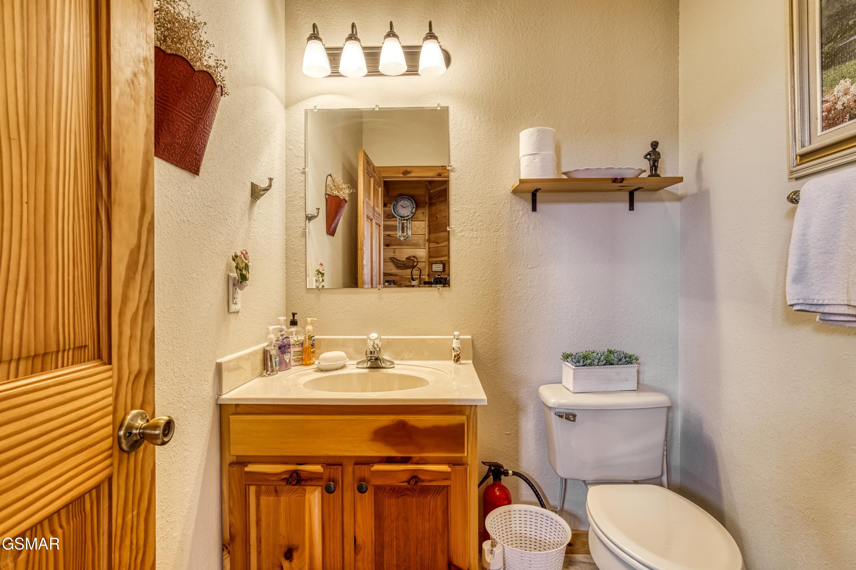 2716 Knights Lane Sevierville TN 37862