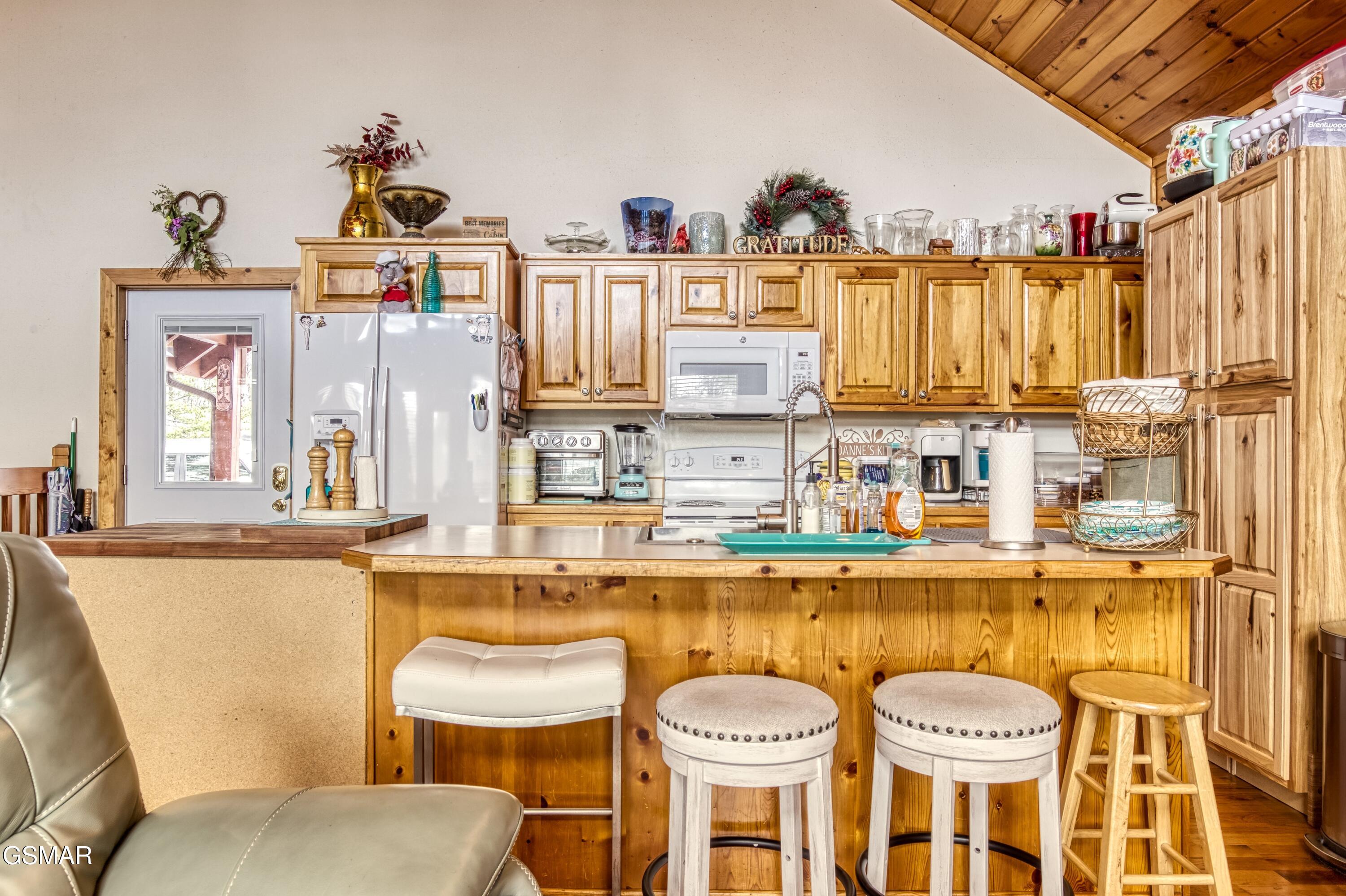 2716 Knights Lane Sevierville TN 37862