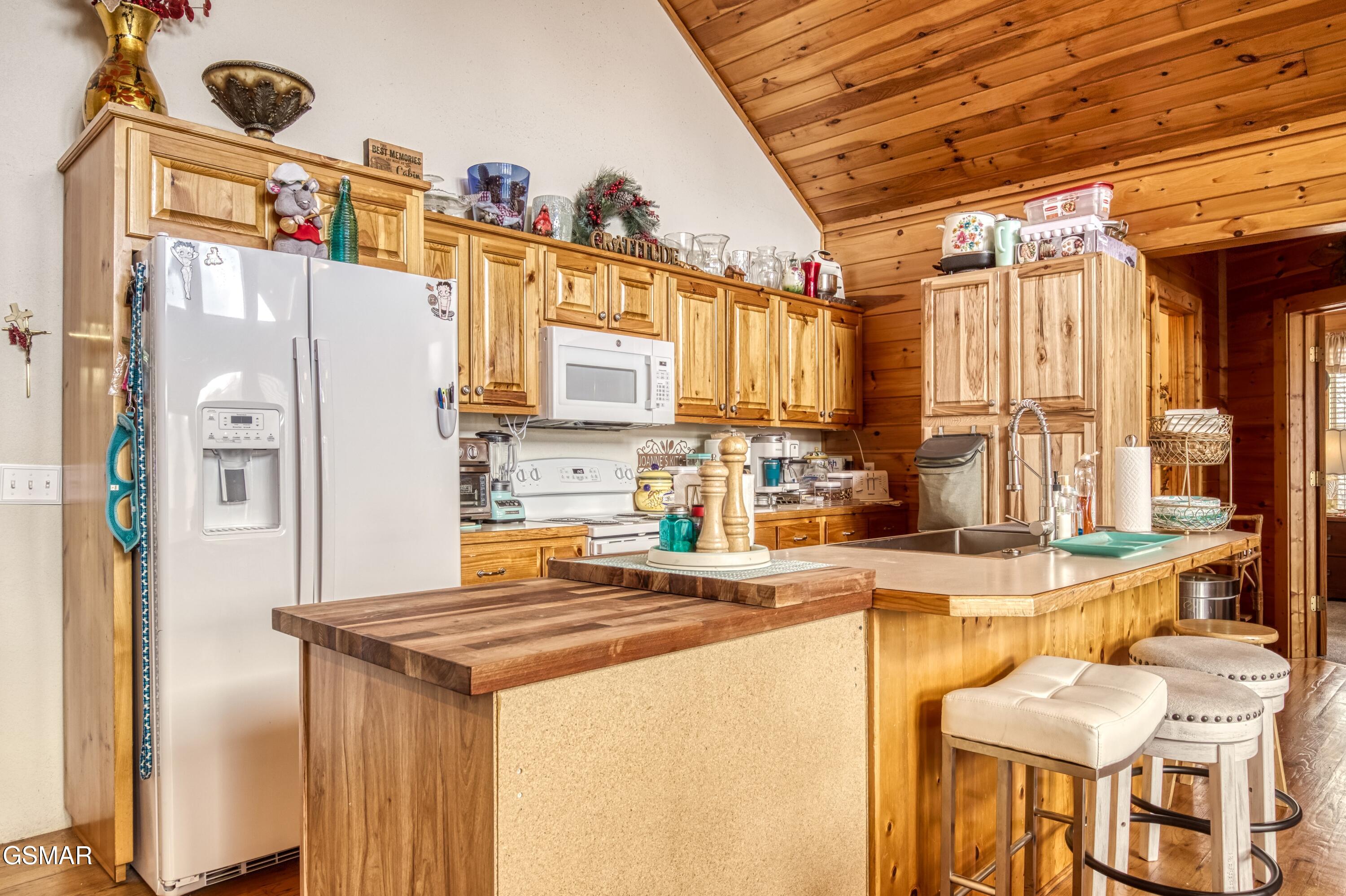 2716 Knights Lane Sevierville TN 37862