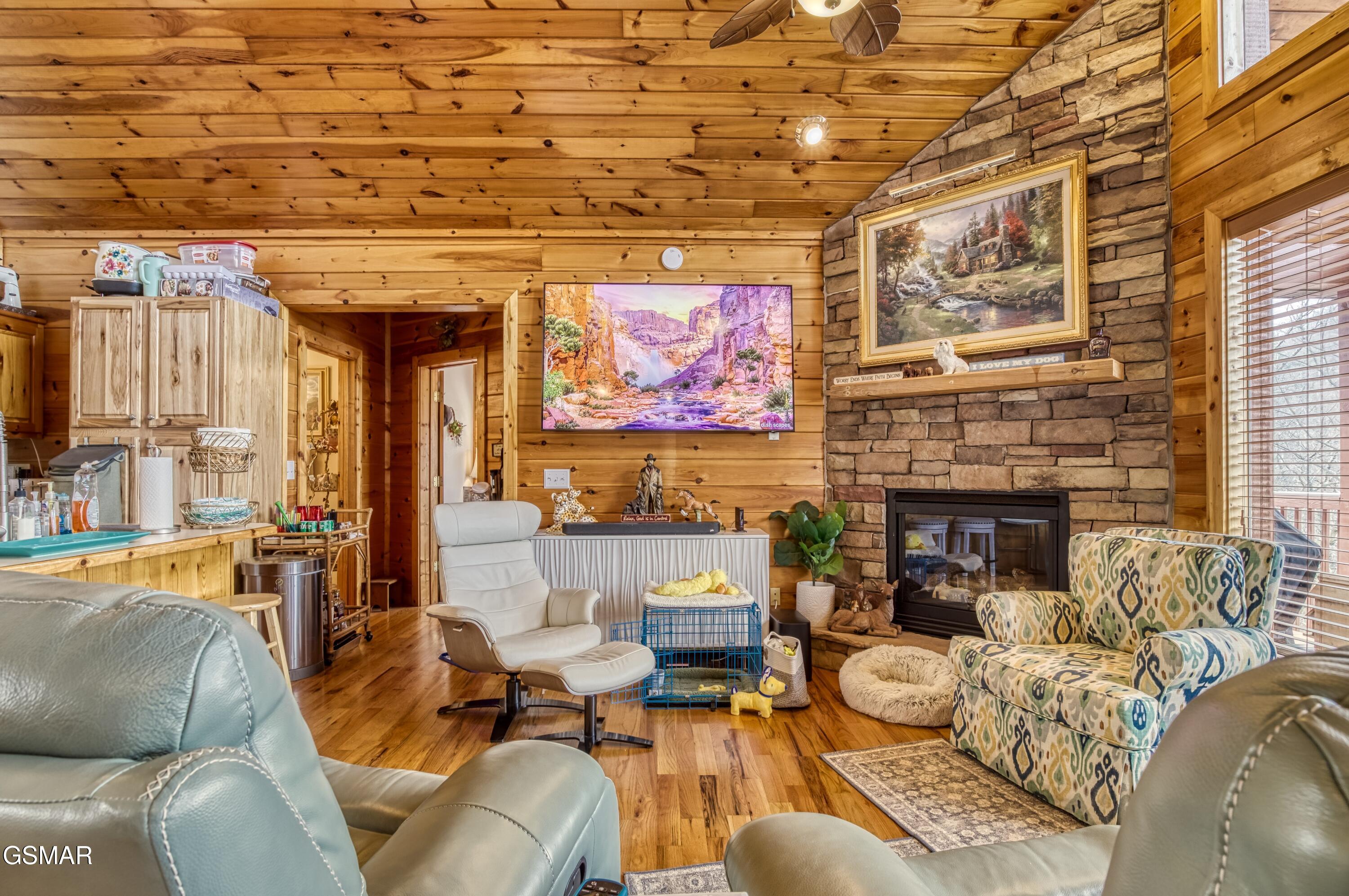 2716 Knights Lane Sevierville TN 37862